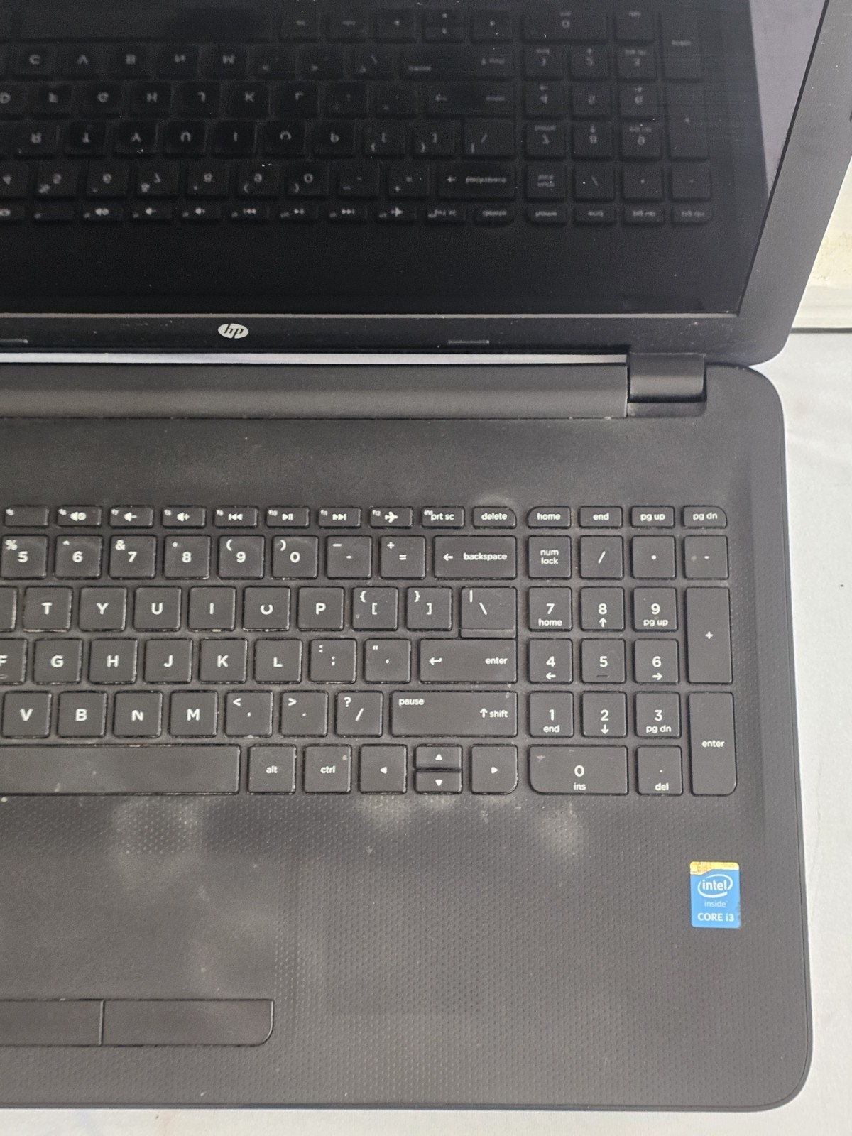 HP 15-ac121dx Laptop – Intel i3-5010u – 6GB RAM – 1TB HDD – BAD BATT Windows 10
