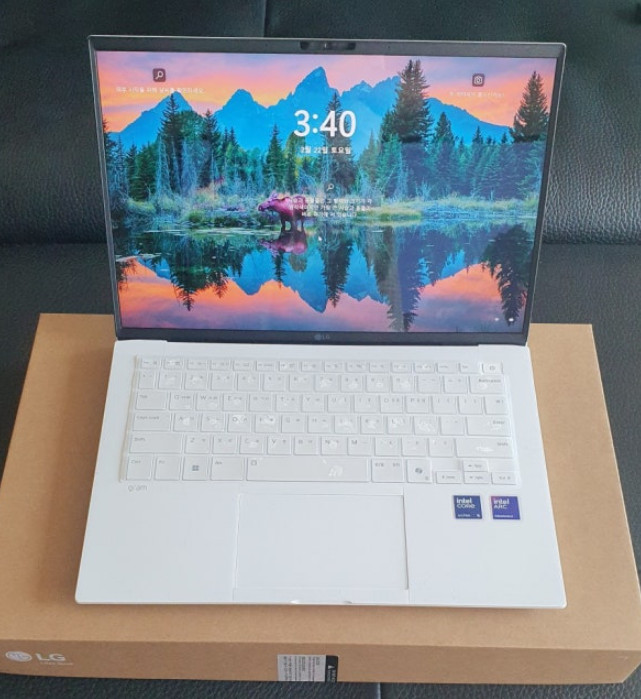 LG Gram 14 14″ 14Z90T-GA5HK Win11 Ultra5 Intel Arc 16GB/512GB / Express