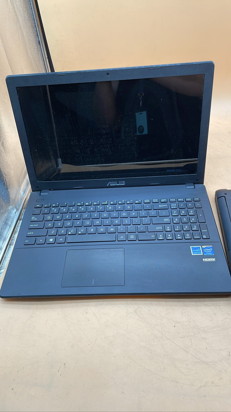 Asus X551M 15.6-Inch Intel Core Processor Laptop No HDD Unit Lot of 2