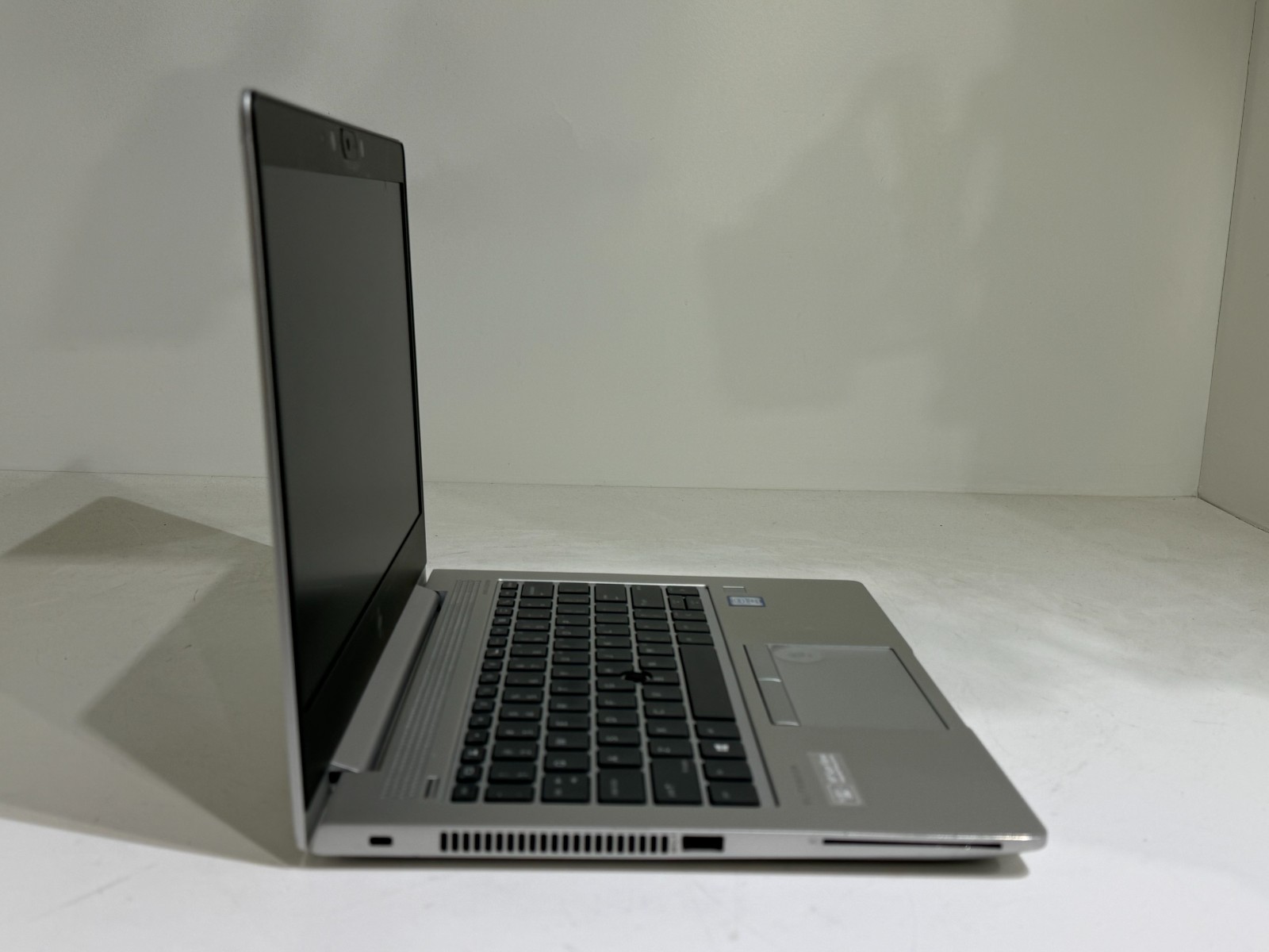 HP EliteBook 830 G6 Intel Core i7-8665U 1.90Ghz 8GB RAM 256GB SSD
