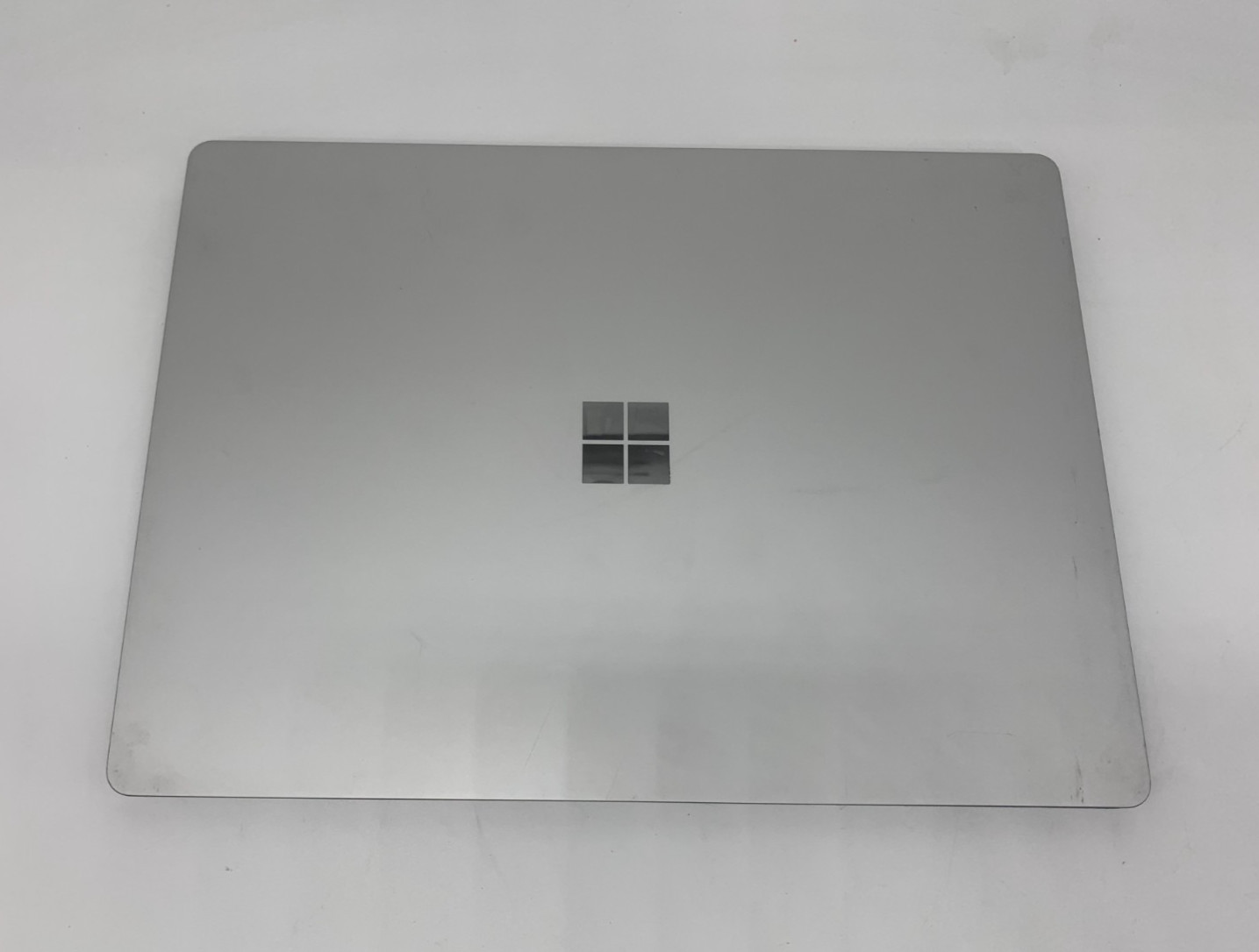 Microsoft Surface Laptop 1769 i5-7300U 2.6GHz 256GB SSD 8GB DDR3 Silver C/READ