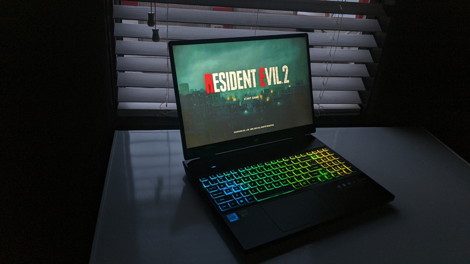 165Hz Acer Predator 4K/VR Gaming Laptop Gen13 i5 14Core RTX 4050 500SSD 24GB-Ram