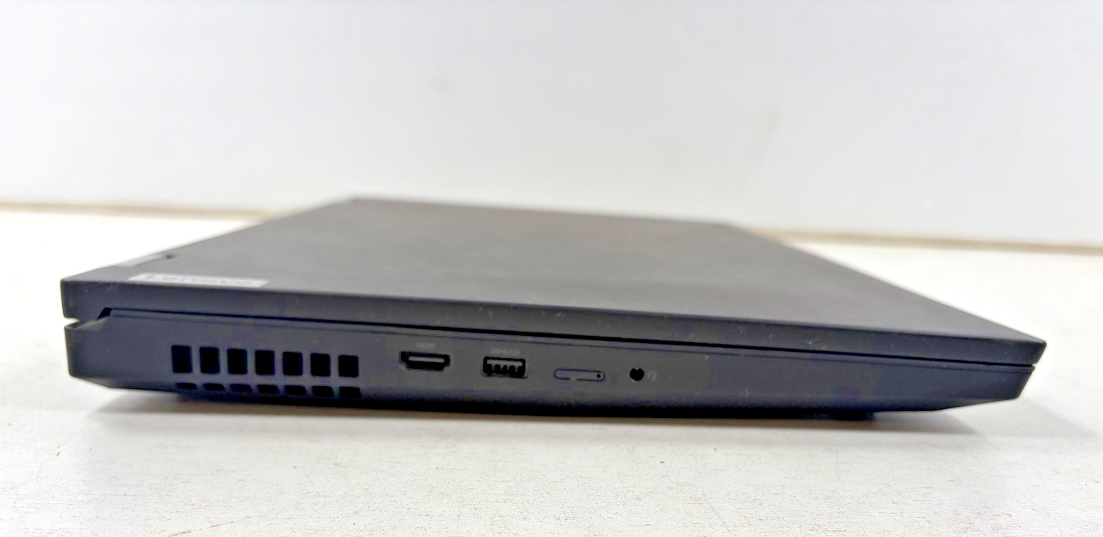 Lenovo ThinkPad P17 Gen 2 17.3″ 1TB NVME i7-11850H 32GB Win 11 Laptop RTX A2000