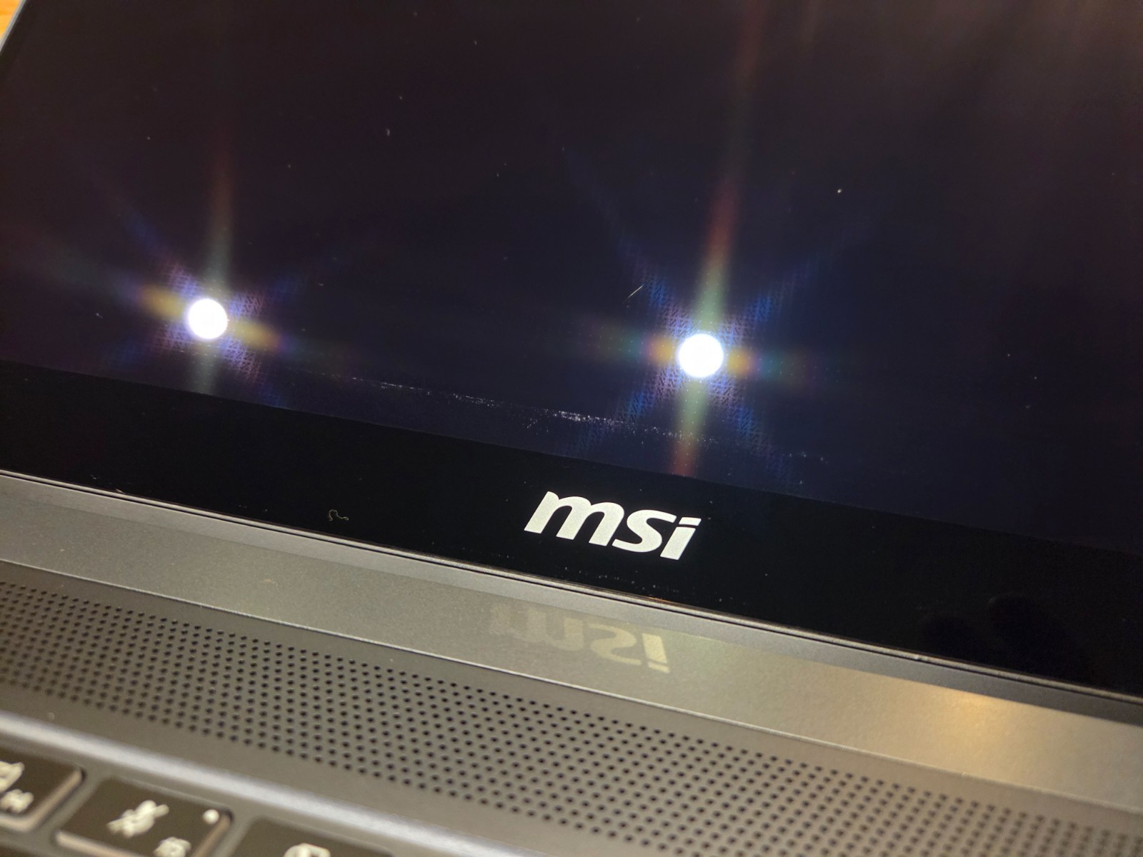 MSI WS66 10TKT / i7-10875H / 32GB / 1TB SSD / Windows 11 Pro / TOUCH
