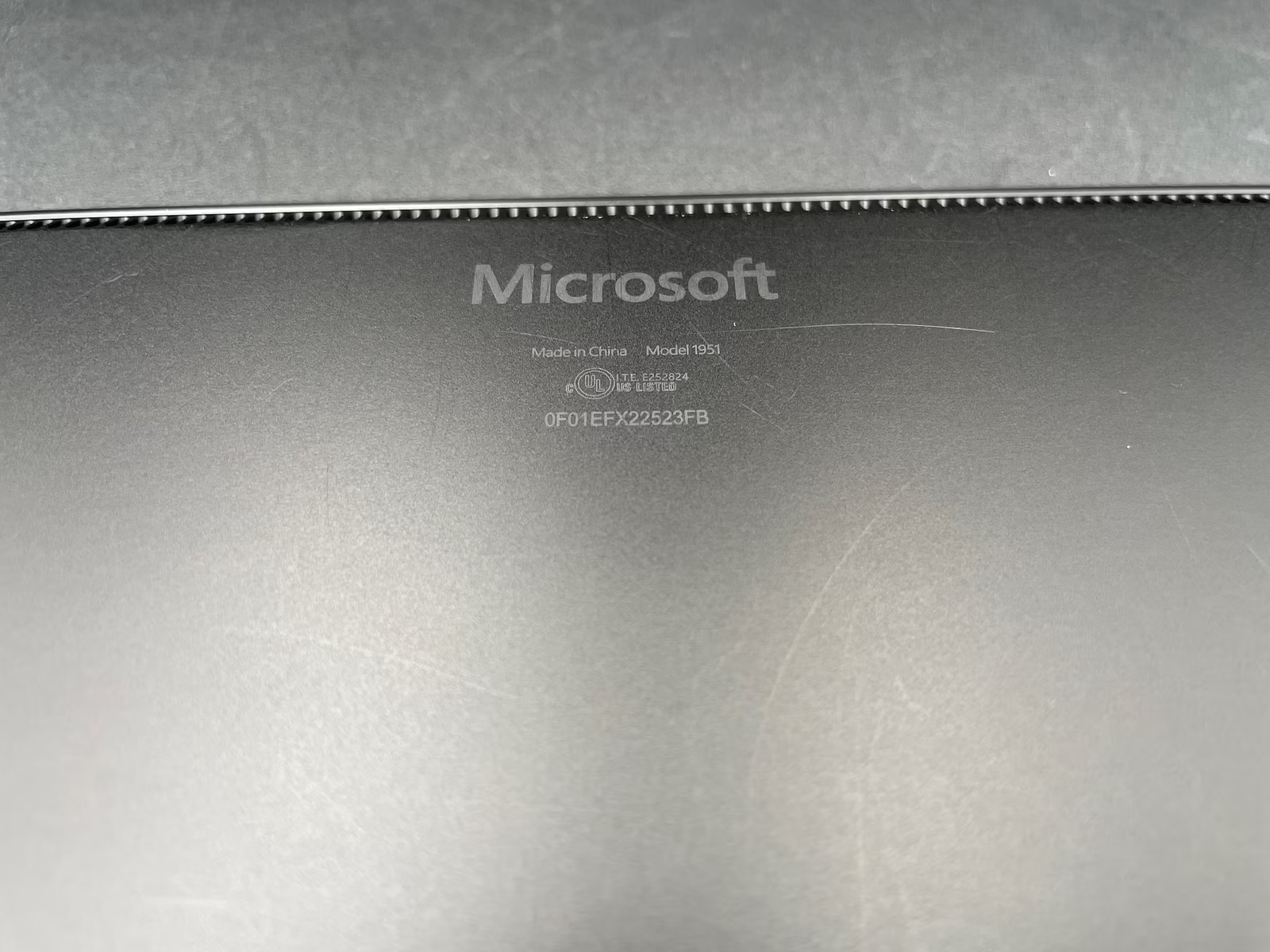 Microsoft Surface Laptop 5 Used 13.5″ (i7-1265U-16GB-255GB NVMe)
