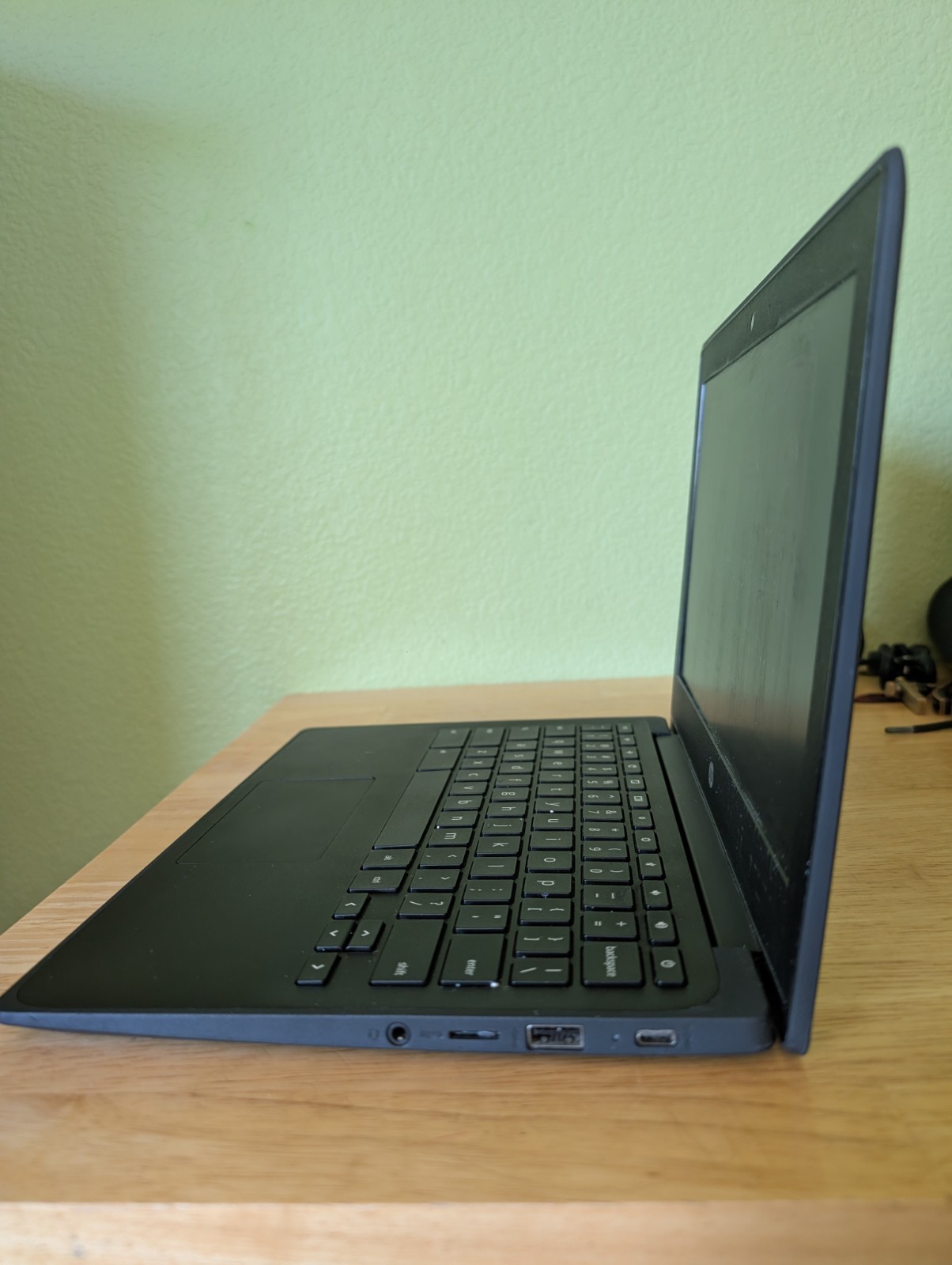 HP Chromebook 11 G9 EE (Used Condition) Intel Celeron N4500, 4GB Ram