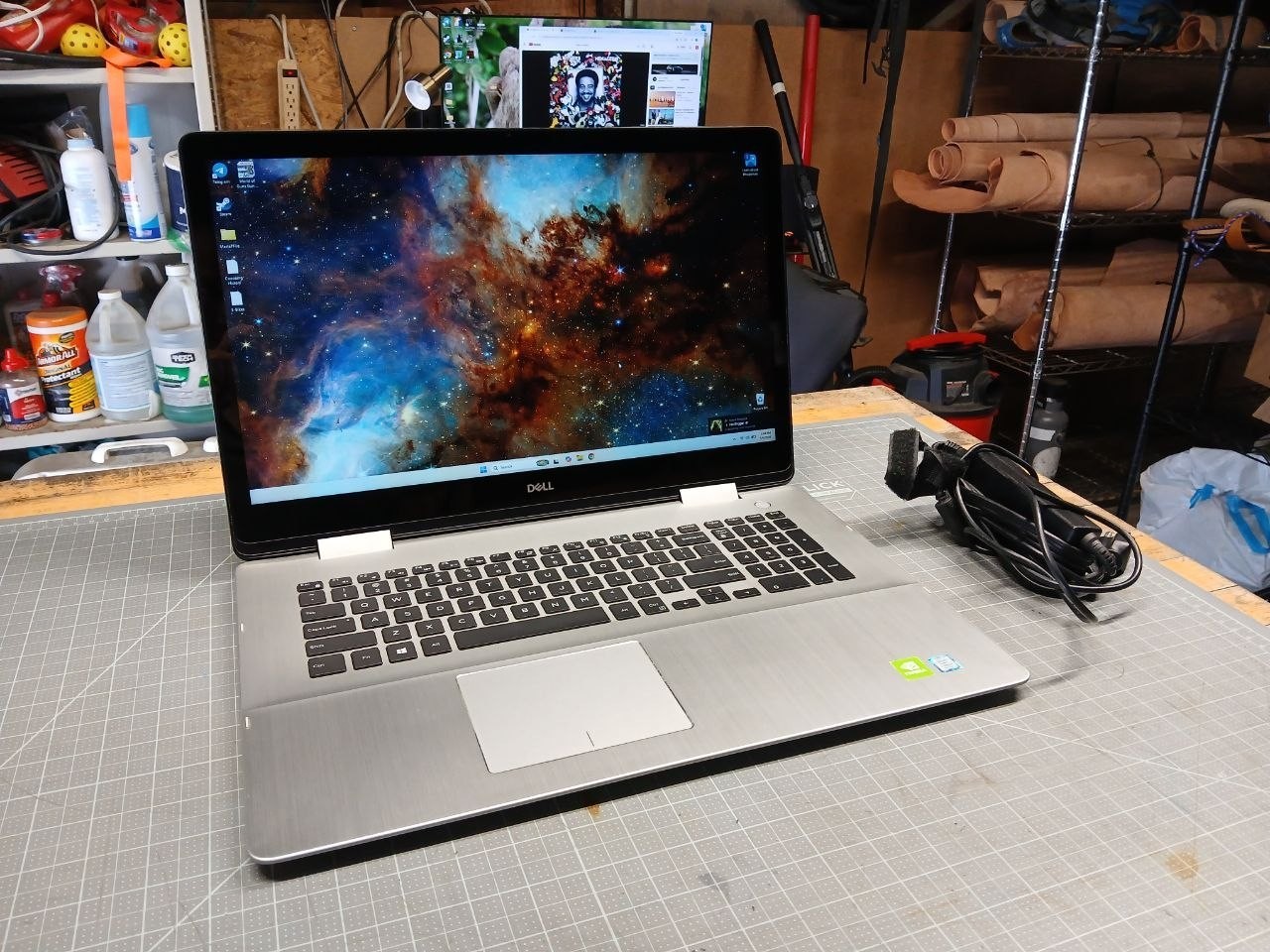 Dell Inspiron 7786 17″ Touch i7 16GB 512GB SSD NVIDIA MX250 *NEW BATTERY*