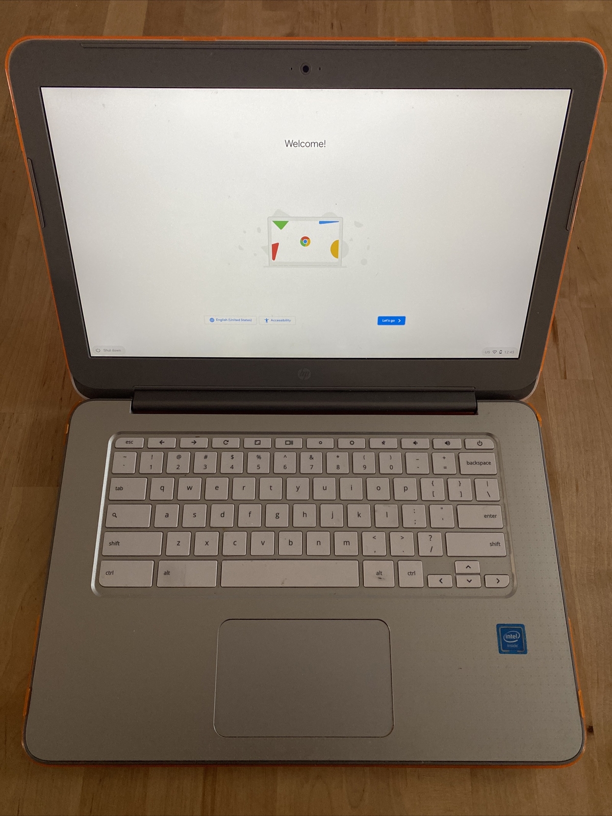HP Chromebook Intel Celeron N2840 4 GB RAM 16 GB SSD AK050NR with Case