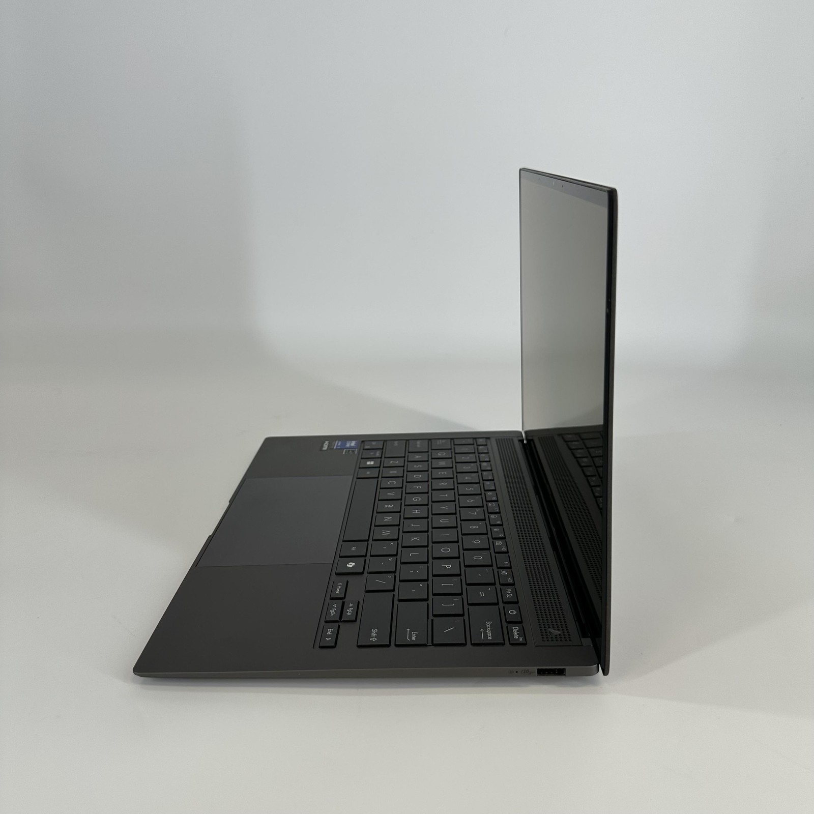 Asus Zenbook S 14 Gray QHD+ TOUCH 2.2 GHz Ultra 7 256V 16GB 1TB SSD Excellent