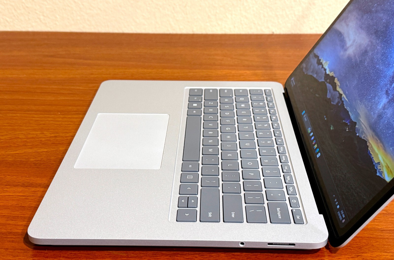 Microsoft Surface Laptop Studio 14.4″ i7 11370H 32GB 1TB SSD Nvidia RTX A2000