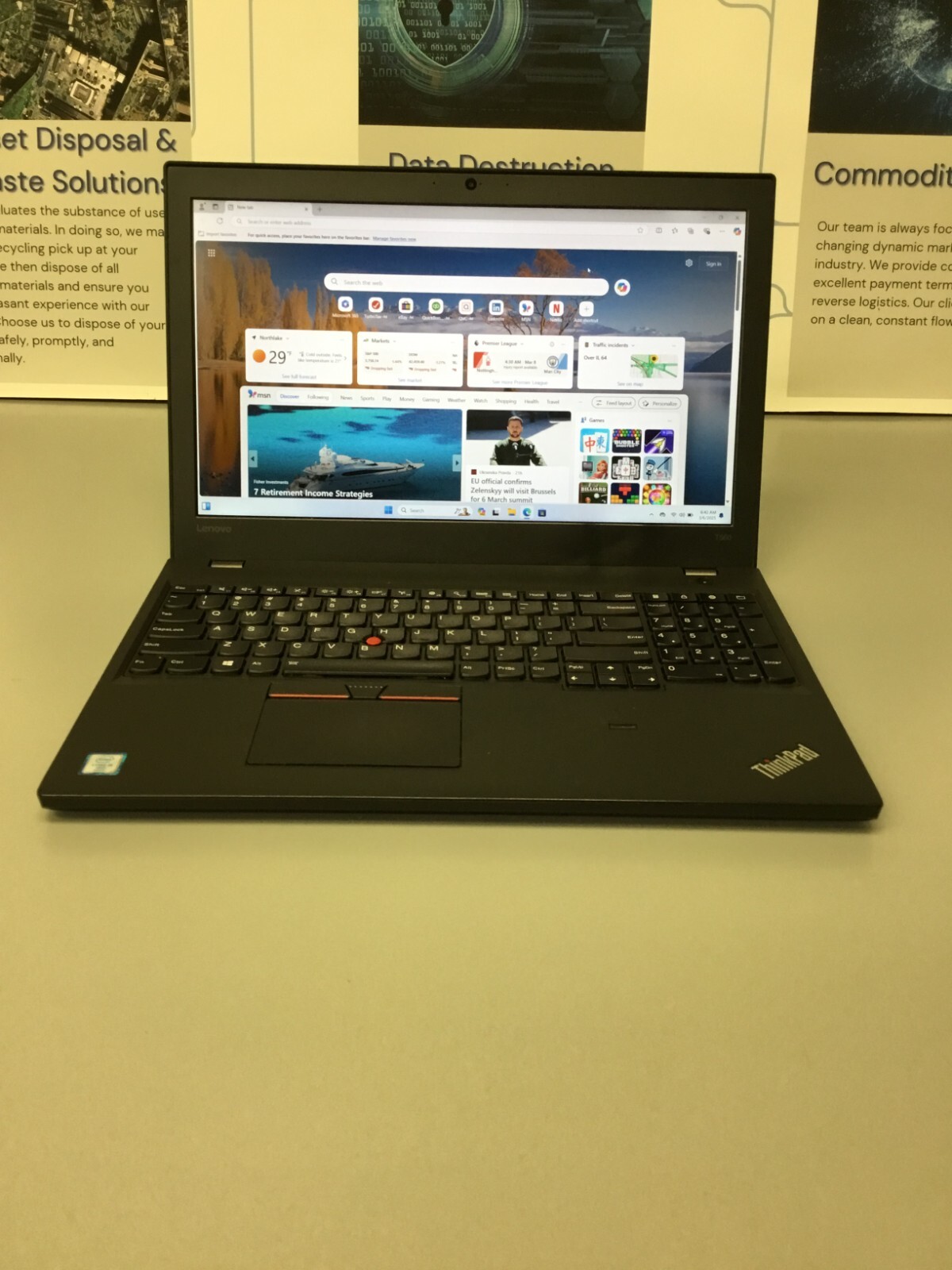 Lenovo Thinkpad T560 15.6” 256GB Core i5 6th Gen 2.40 GHz 8GB WIN 11 PRO