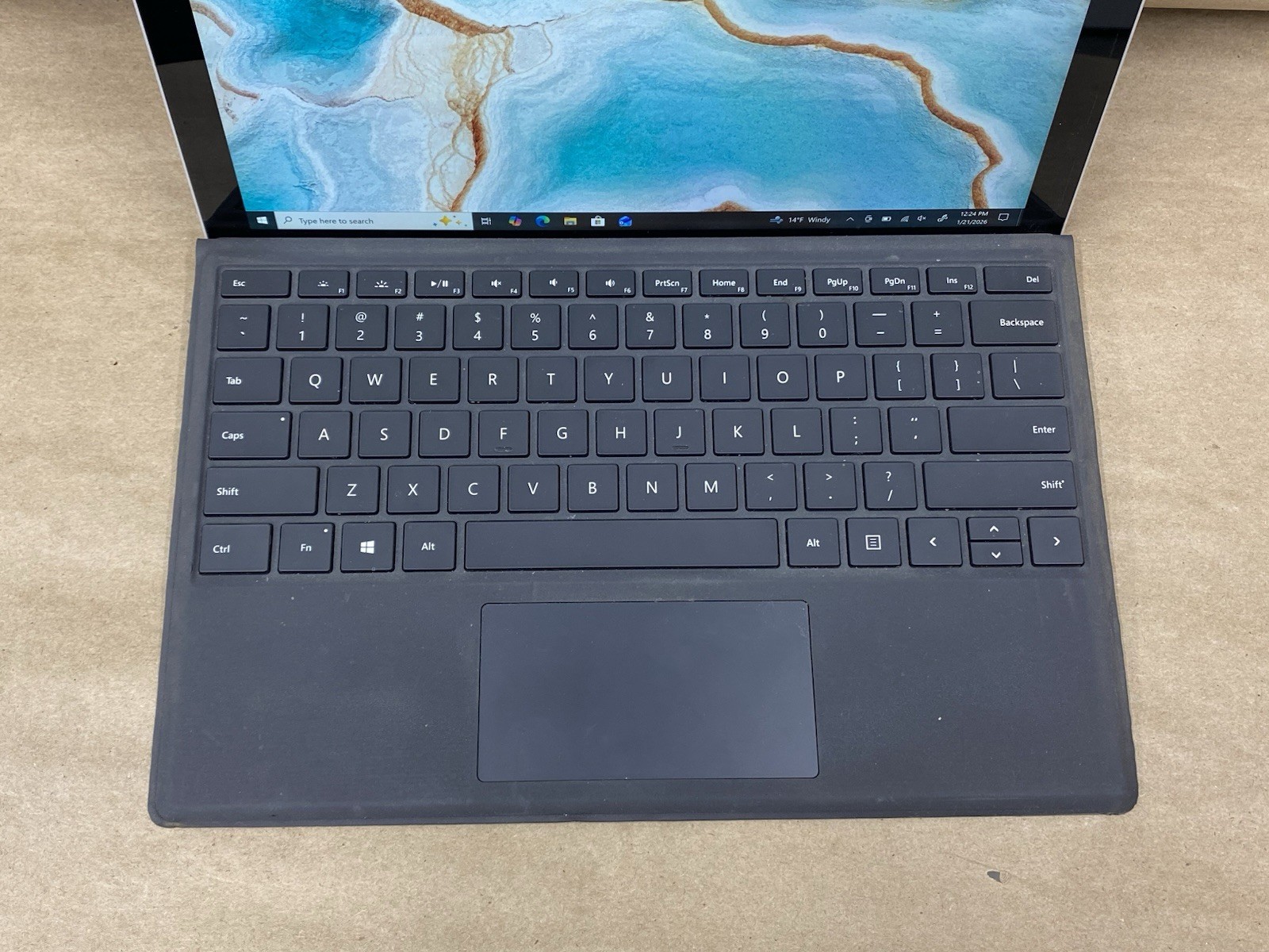 Microsoft Surface Pro4 – 12″ 2736*1824 – i5-6300U – 4GB – 128GB SSD – Win 10 Pro