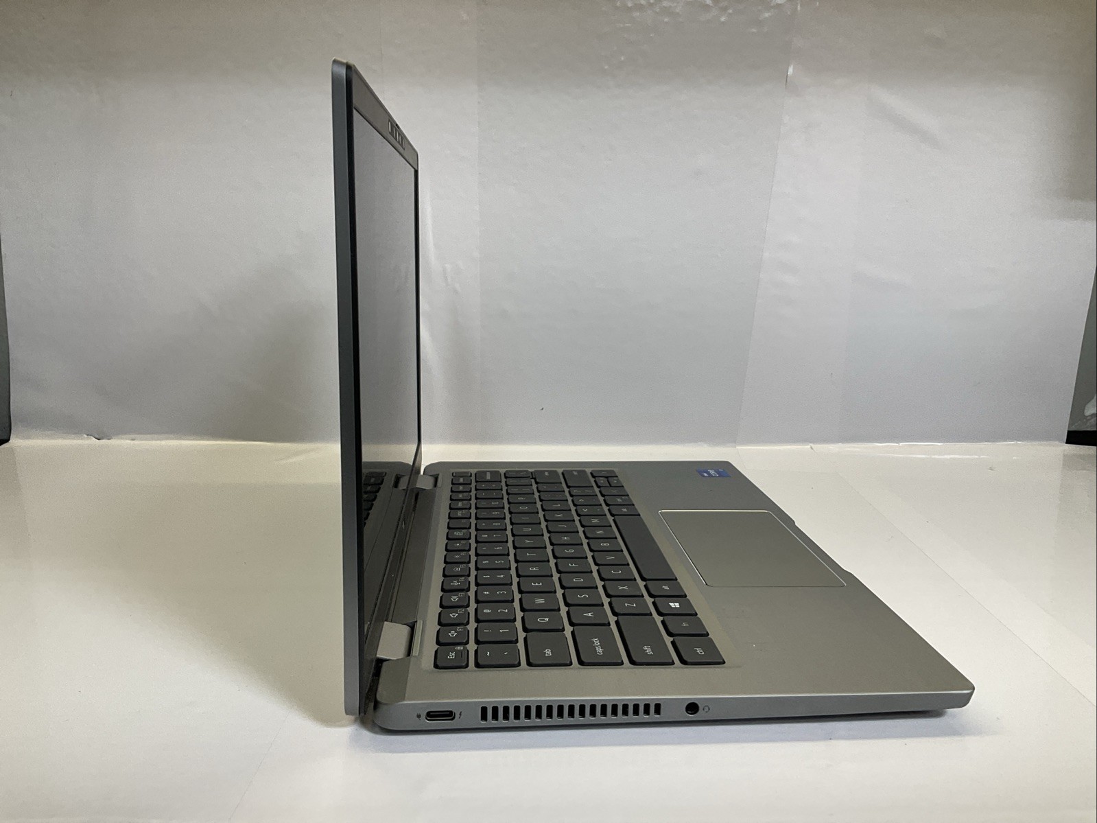 Dell Latitude 7320/ i7-11th Gen/ 32GB RAM/ 256GB SSD/Touch/W11/AC Adapter/(125F)