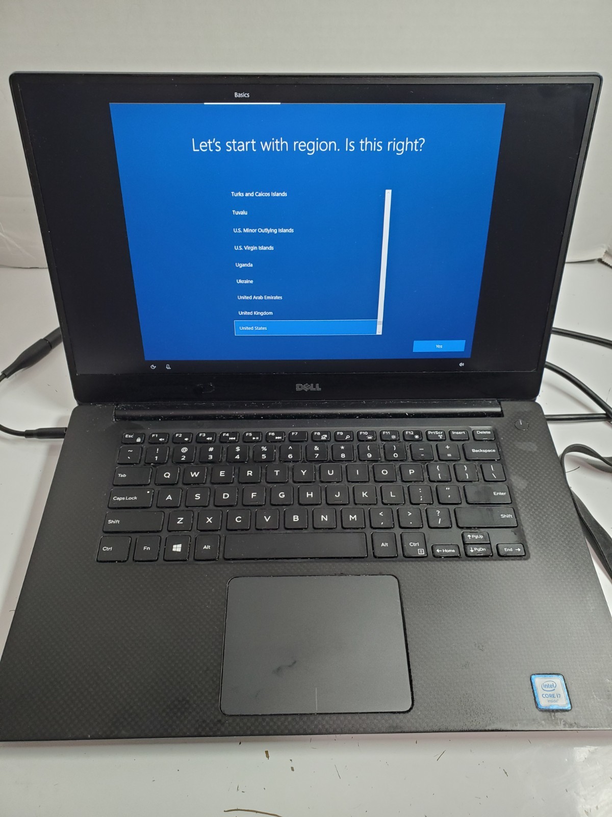 Dell XPS 15 9550 i7-6700HQ 16GB RAM 512GB SSD GTX 960M Win10 – BAD Battery -READ