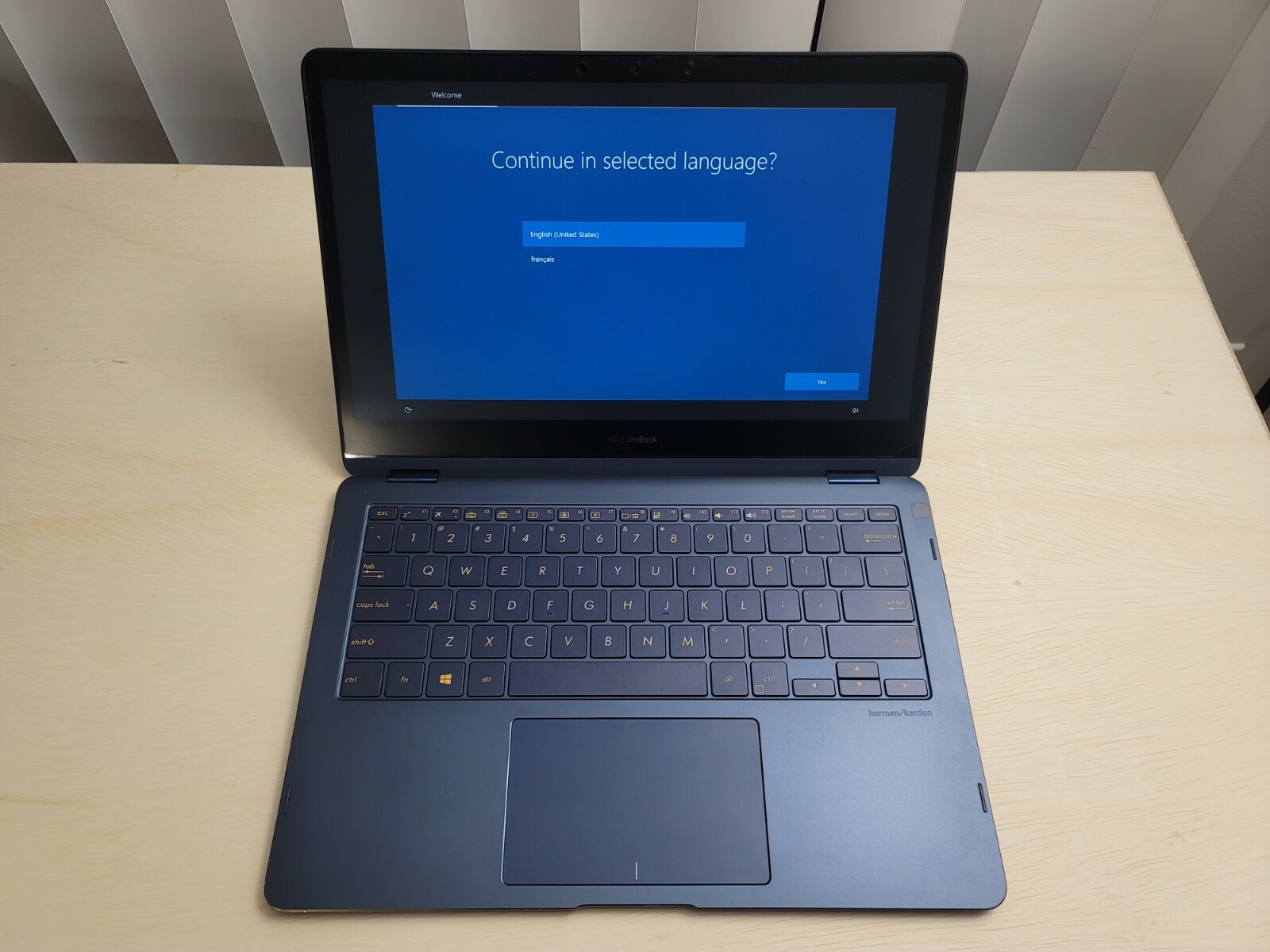 ASUS ZenBook Flip S 13″ FHD Touch 2-in-1: i7-8550U 16GB RAM 512GB SSD