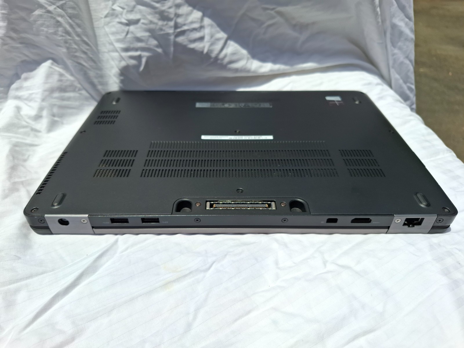 Dell Latitude E7470 14″ QHD Touch i7-6600U 8GB RAM 512GB SSD – Touchscreen