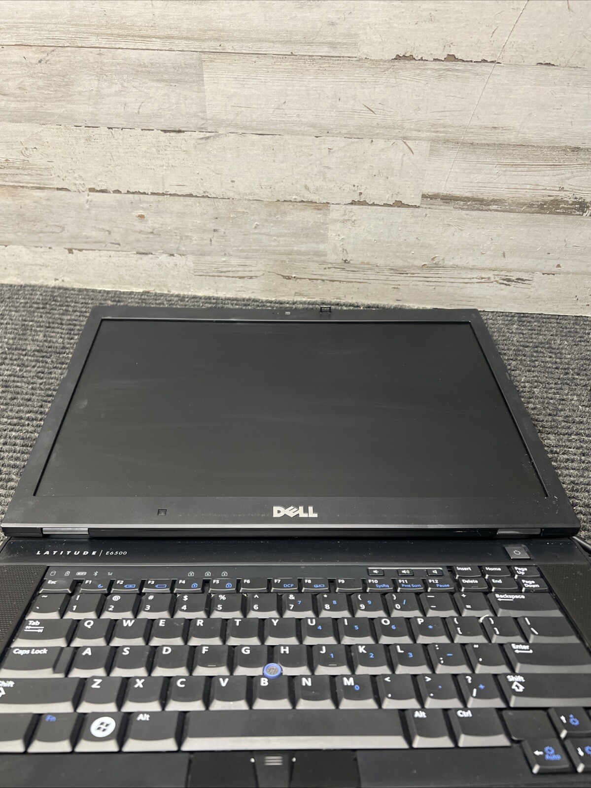 *PARTS* Dell Latitude E6500 Intel C2D P8700 2.53GHz 4GB RAM No HDD/OS/BATT