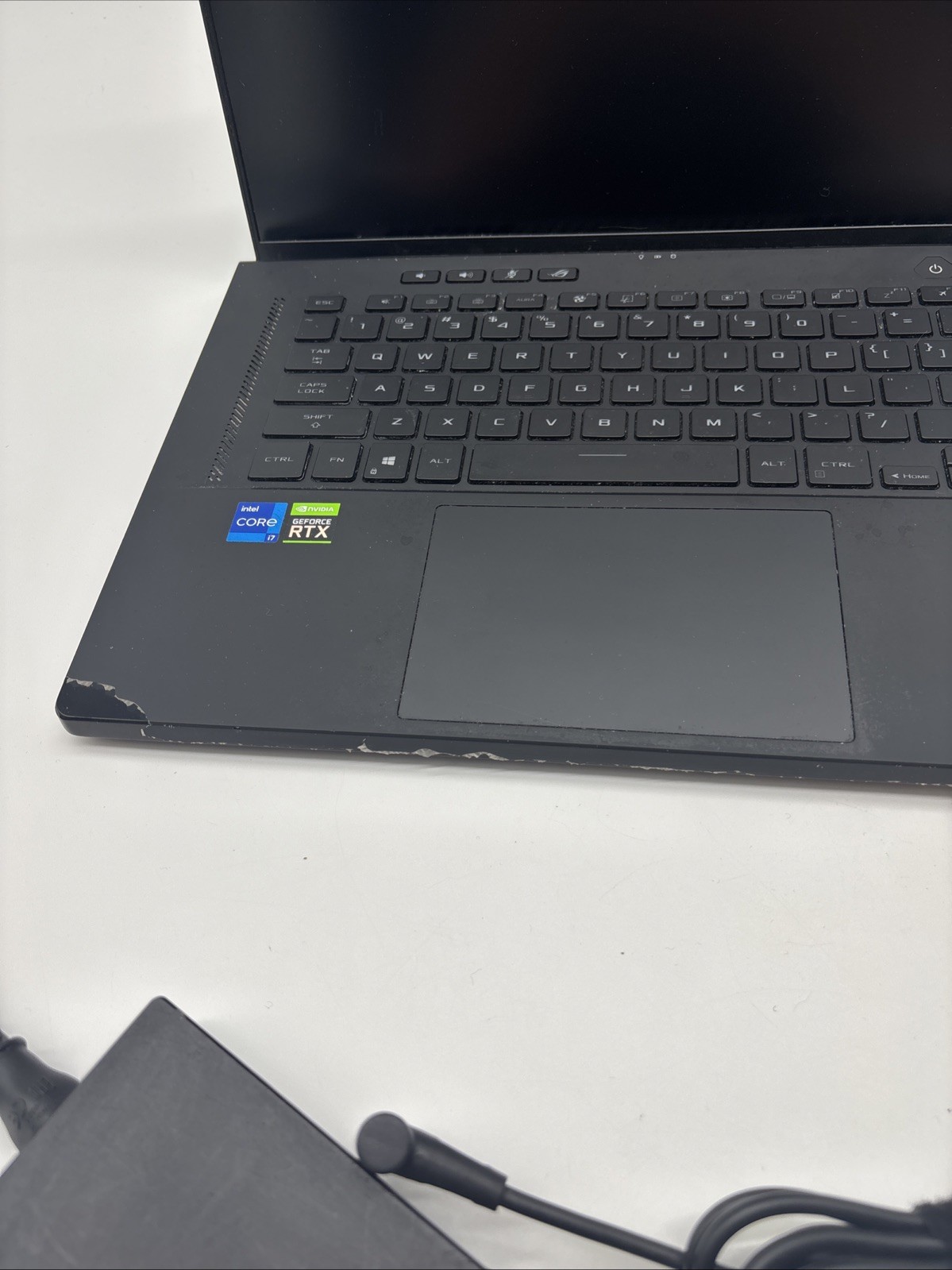 ASUS ROG Zephyrus M16 GU603H – 14” – Core i7-11800H 2.3GHz 16GB RAM 500GB SSD