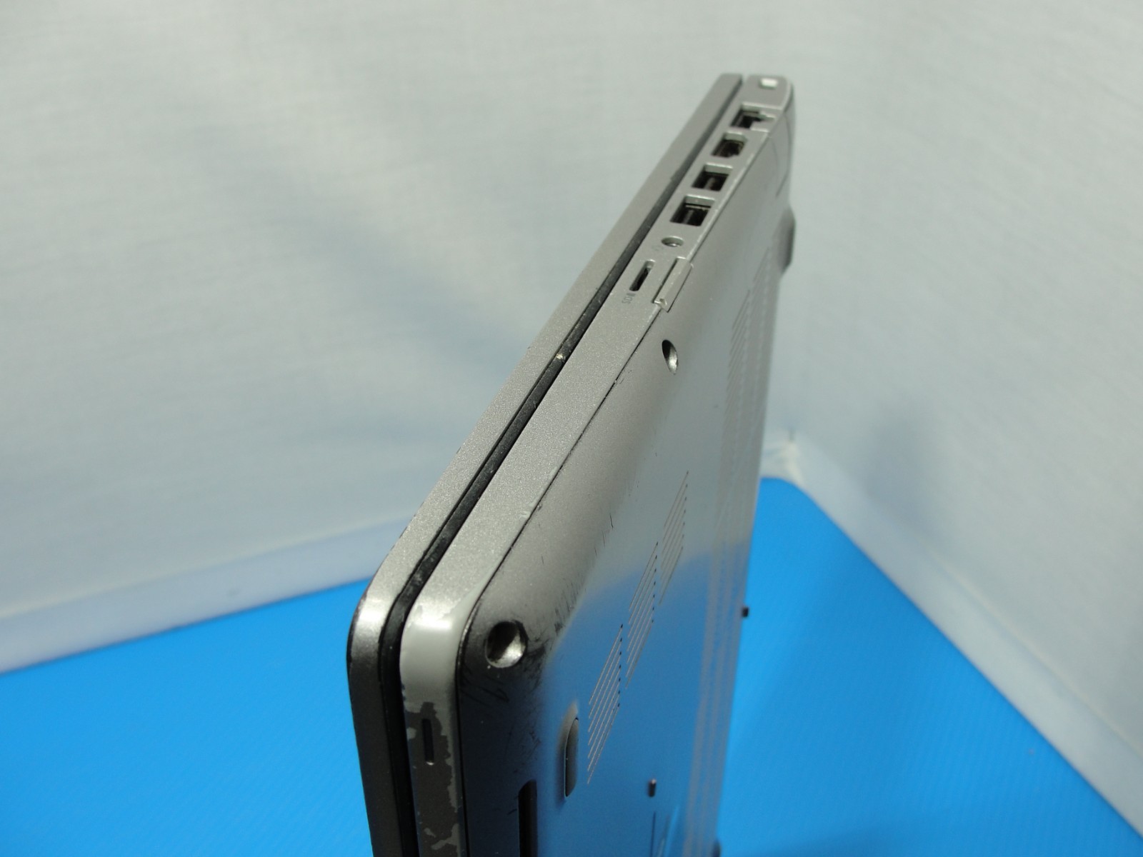Dell Latitude 5410 14″ FHD i5 10310U @ 1.7GHz 16GB 128GB eSIM Excellent Battery