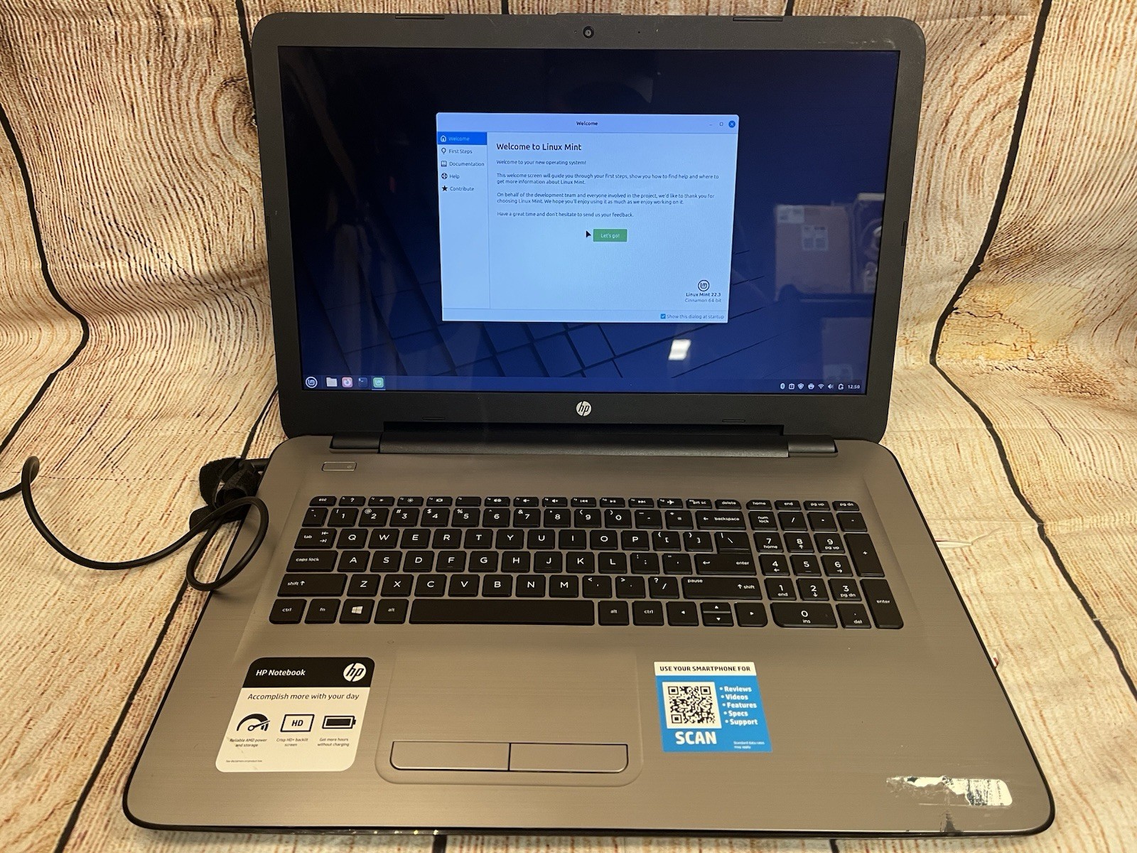 HP Notebook 17″ 17-y012nr AMD A8-7410 Radeon R5 8gb 500gb W/charger Dead Battery