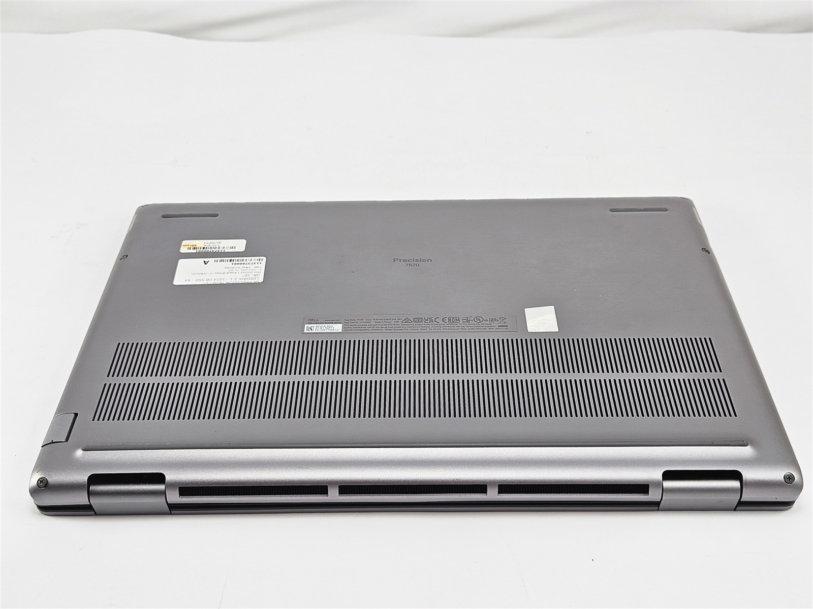 Dell Precision 7670 64GB RAM 1TB SSD i7-12850HX 16″ RTX A1000 Titan Gray