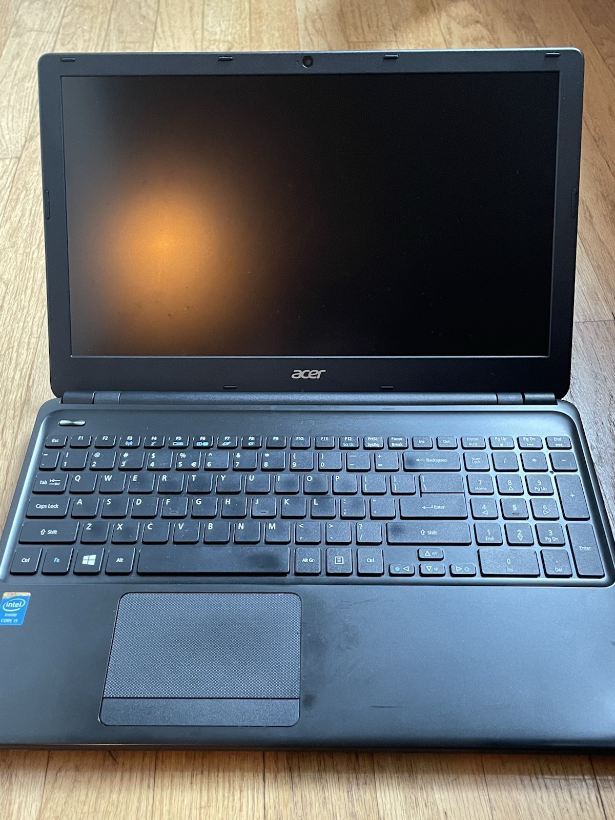Acer Aspire E1 15.6″ intel i5 CPU 8GB RAM