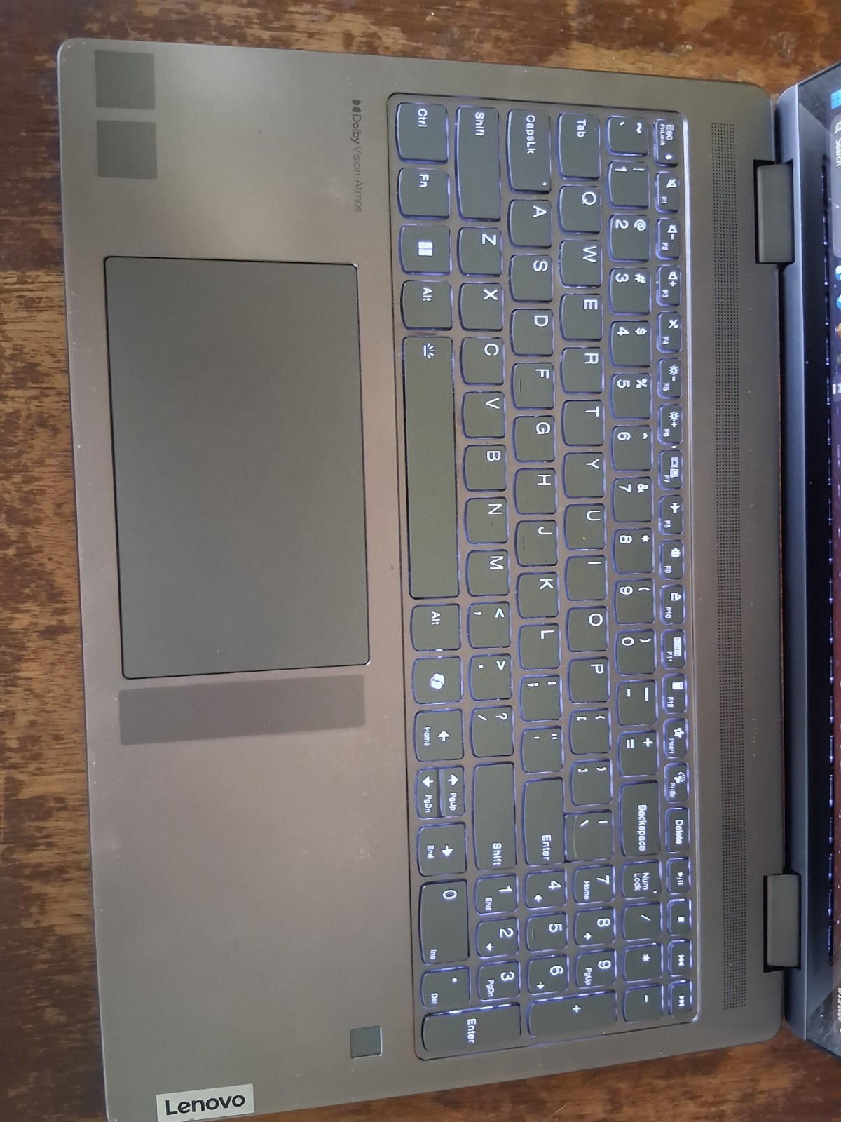 Lenovo Yoga 7 2-in-1 16IML9 16″ 16GB 512GB HD (1.3GHz Intel Core 5) Laptop, Gray