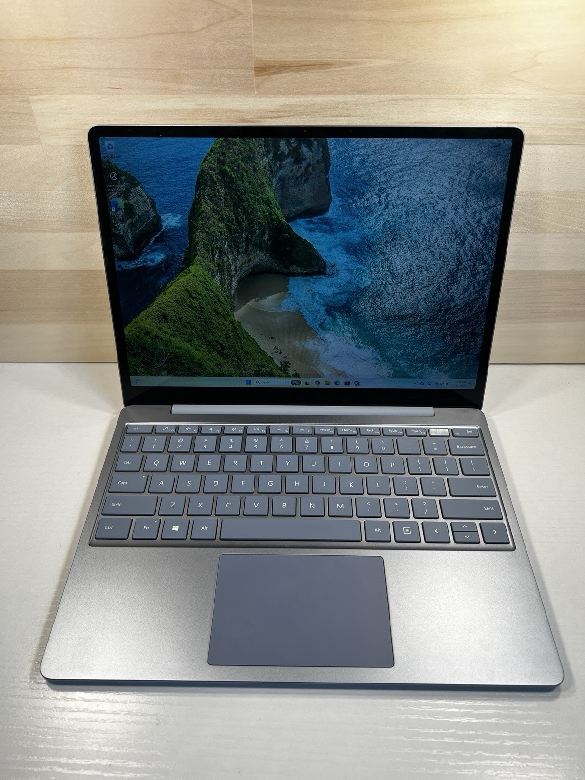 Microsoft 12.4 inch (128GB, Intel Core i5 10th Gen., 1GHz, 8GB) Notebook/Laptop