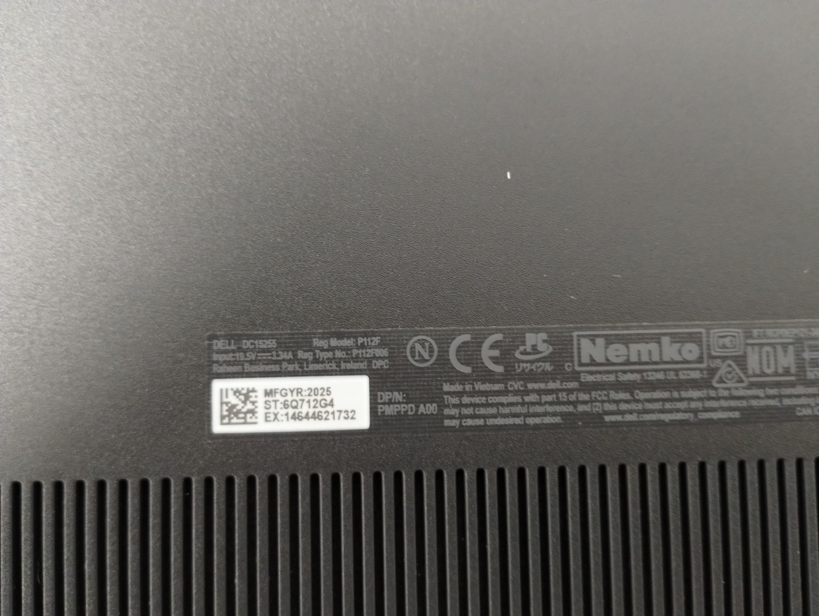 DELL 15 DC15255 G8MK9, AMD Ryzen 7 7730U, 2.00 GHz, 16 GB RAM, 512 GB NVMe SSD