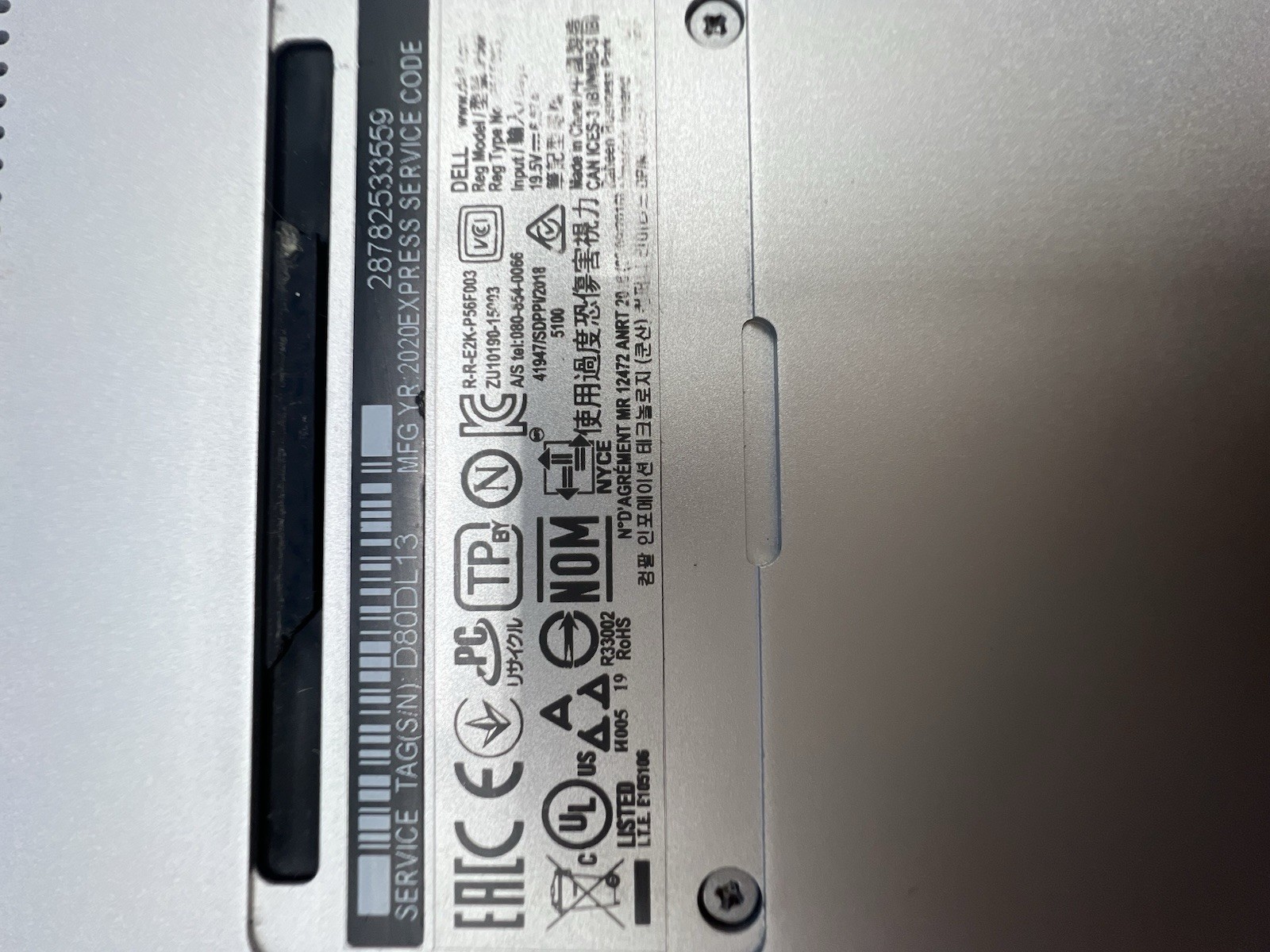 Dell XPS 15 7590 15.6” i5-9300H 8GB RAM 256GB SSD Windows 11 Pro