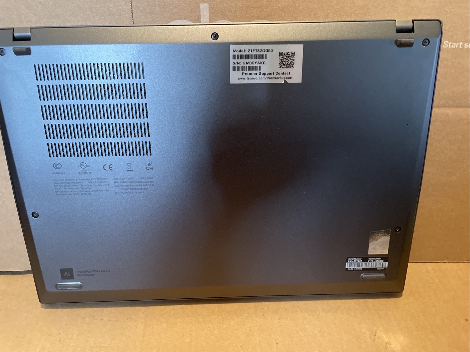 Lenovo ThinkPad T14s Gen 4 – i7-1370P – 32GB DDR4 – 512GB SSD – 14′ Touch – WNTY