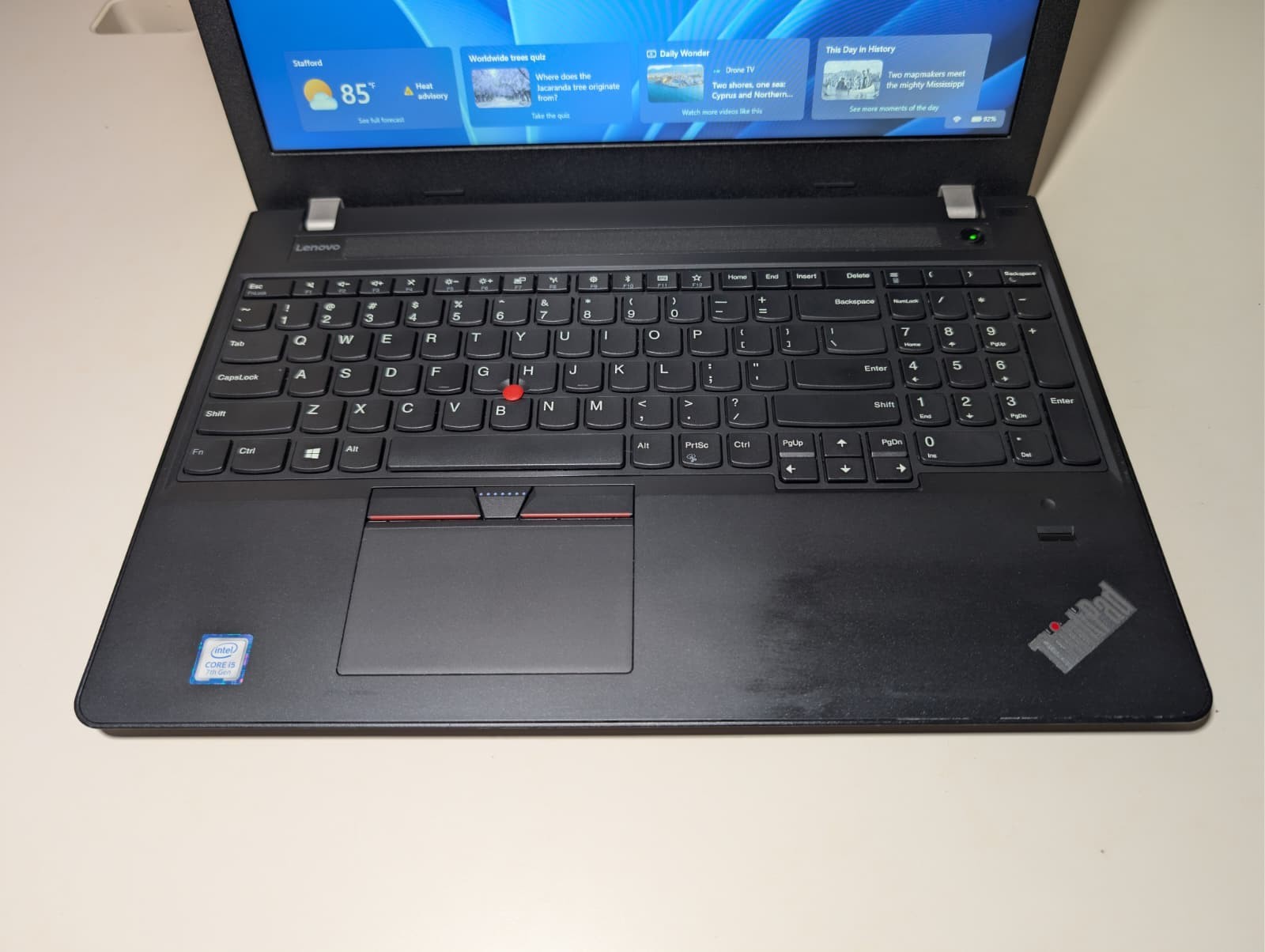 LENOVO THINKPAD E570 | i5-7200U 8GB RAM 180GB SSD | HD Windows 11 Pro | DVD-RW