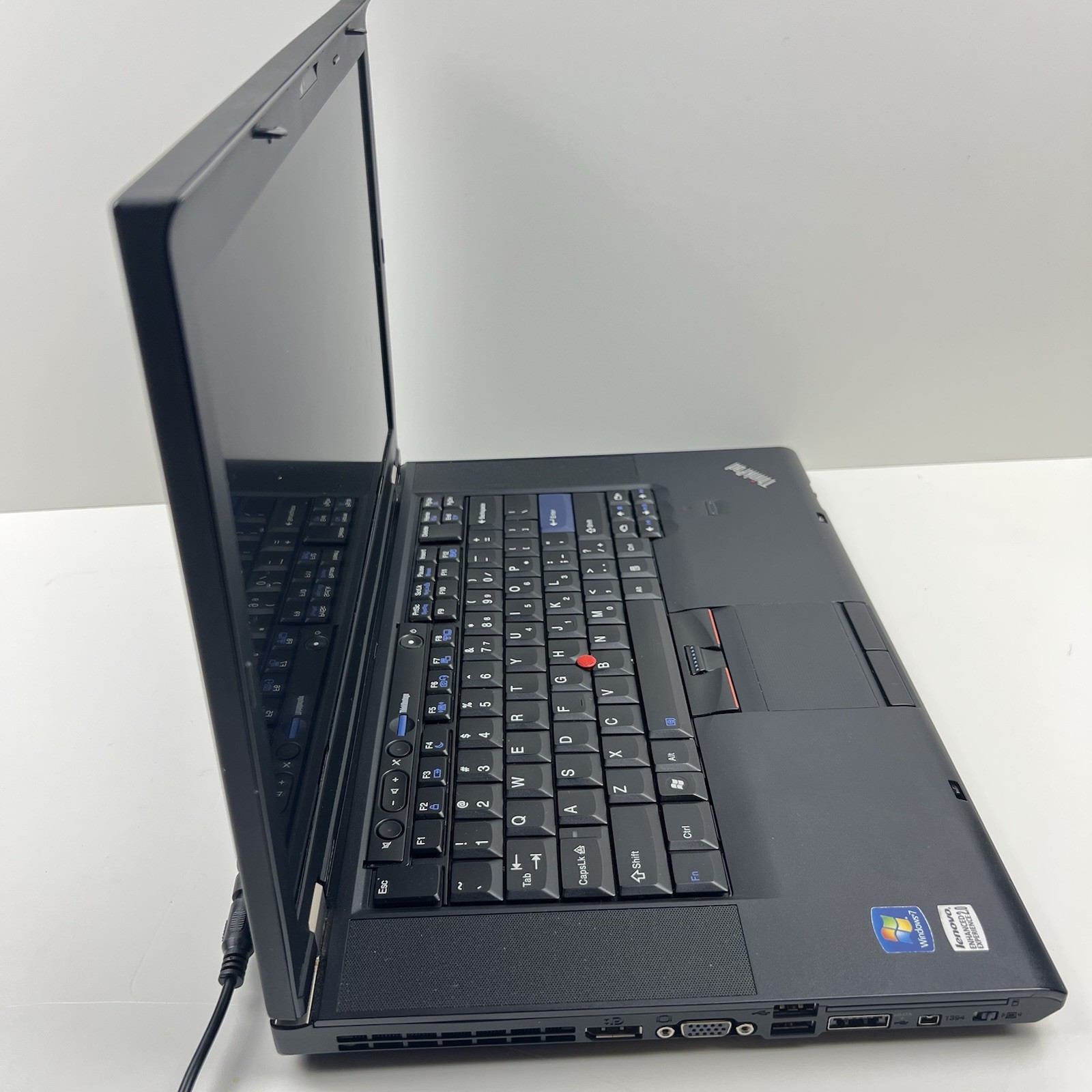 Lenovo ThinkPad T520 Intel i7-2640M 8GB 320GB HDD Win 10 w/ Charger|ELP75, READ