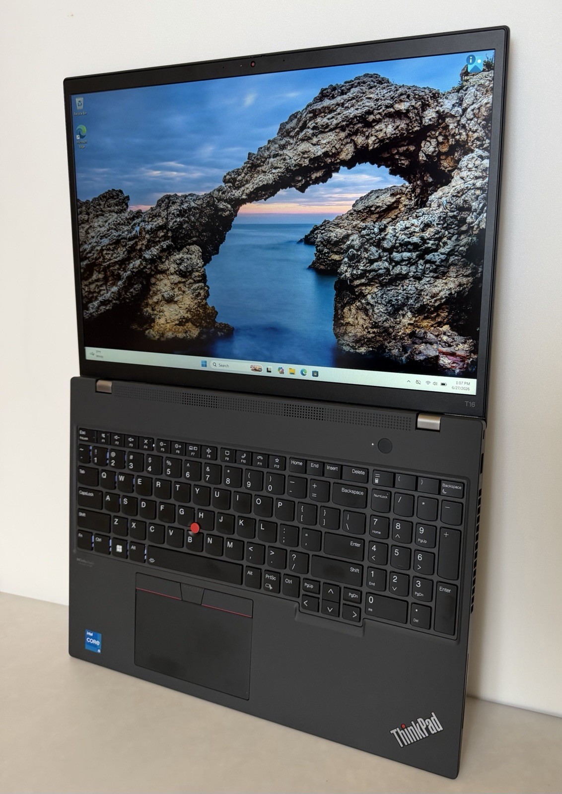 Lenovo ThinkPad T16 Gen 1 Core i5-1235U 16GB 512GB SSD FHD+ Win11Pro Excellent
