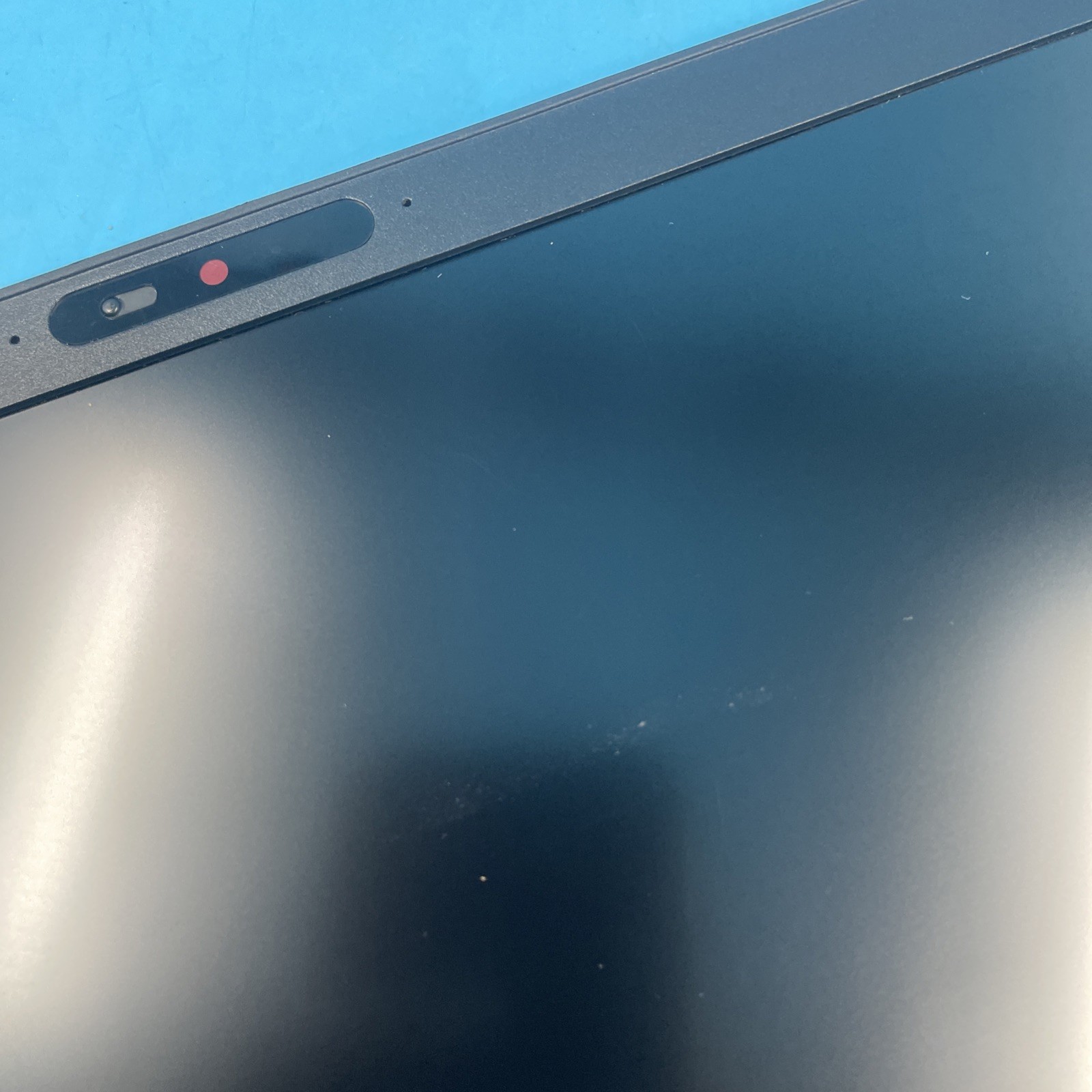Dell Latitude 5411 | i7-10850H | 32GB RAM | MX250 | NO FAN/SSD/OS | 48% BATT