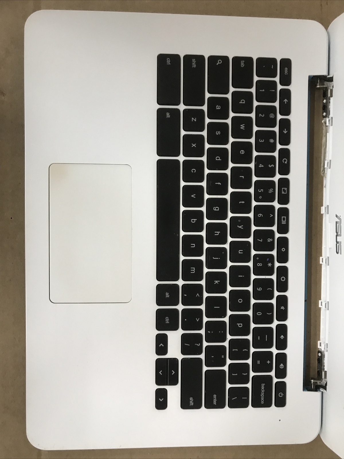 Asus Chromebook C300M 13.3″ Celeron Chrome OS Blue Notebook READ – FOR PARTS
