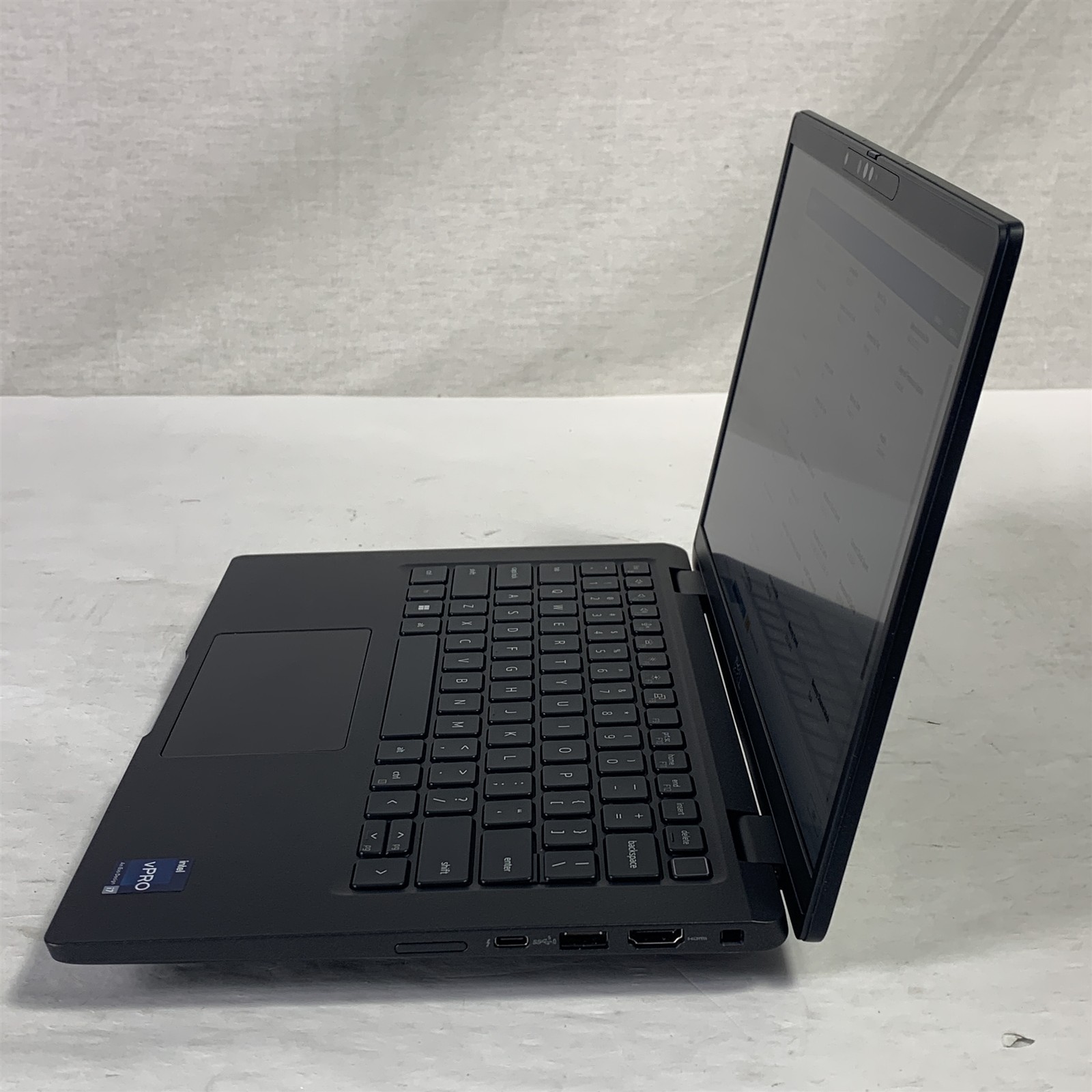 Dell Latitude 7330 13.3″ Laptop i7-1265U 1.8GHz 16GB 512GB NVMe SSD – Win 11