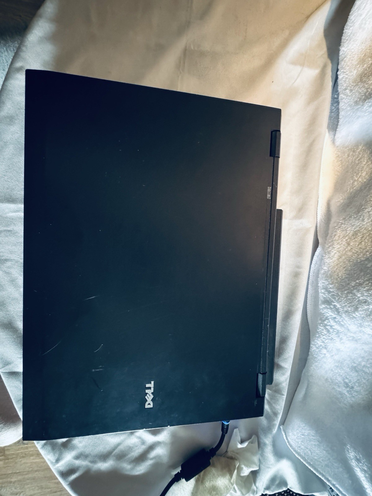 Dell Latitude E5500 15″ Core 2 Duo Wi-Fi Bluetooth VGA USB