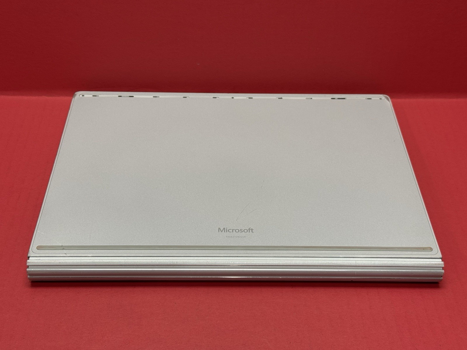 Surface Book 2 1832 i5 8350U 1.7GHz 8GB RAM 256GB SSD
