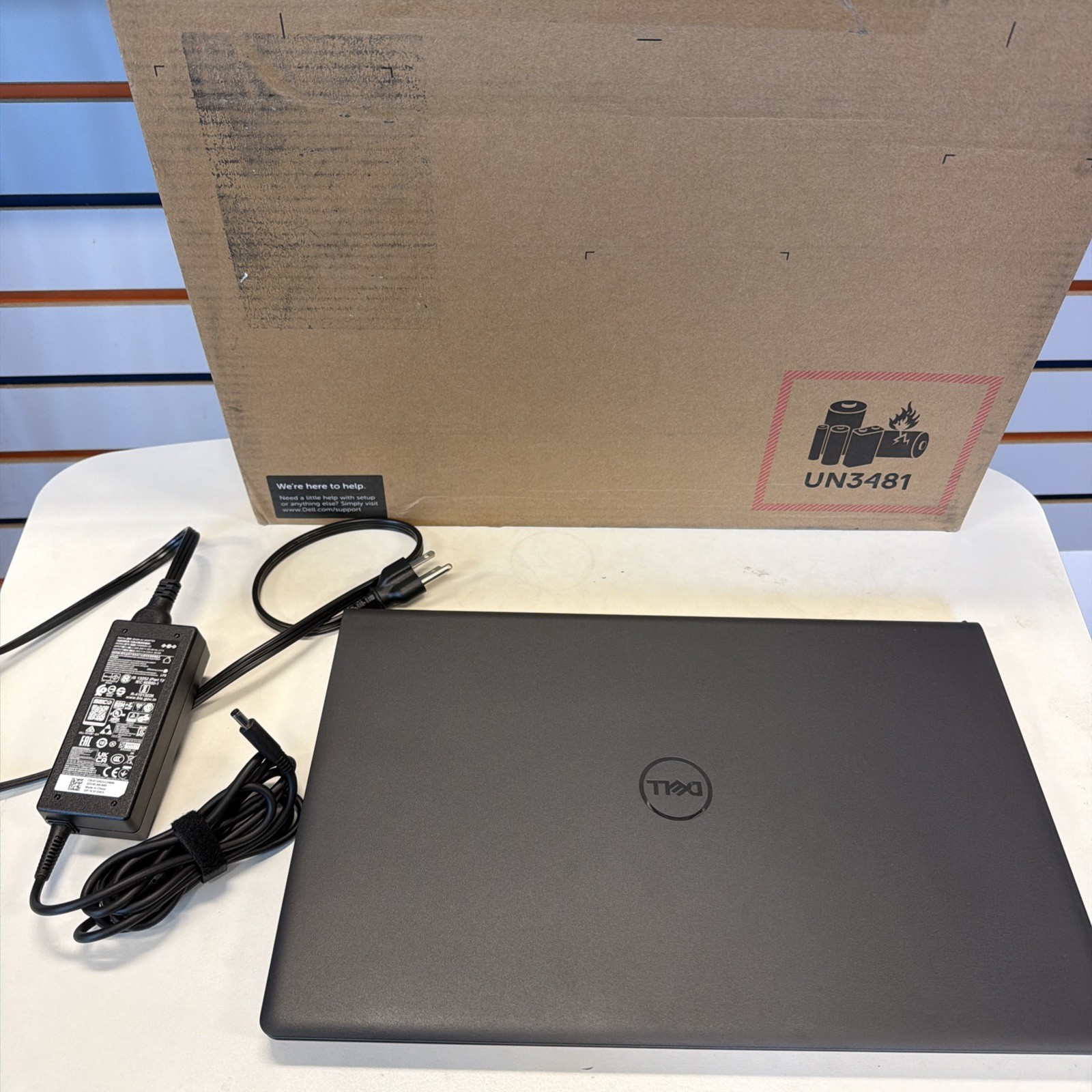 Dell Inspiron 15 3530 15.6″ i5-1334U 16GB DDR4 1TB SSD Windows 11 Home