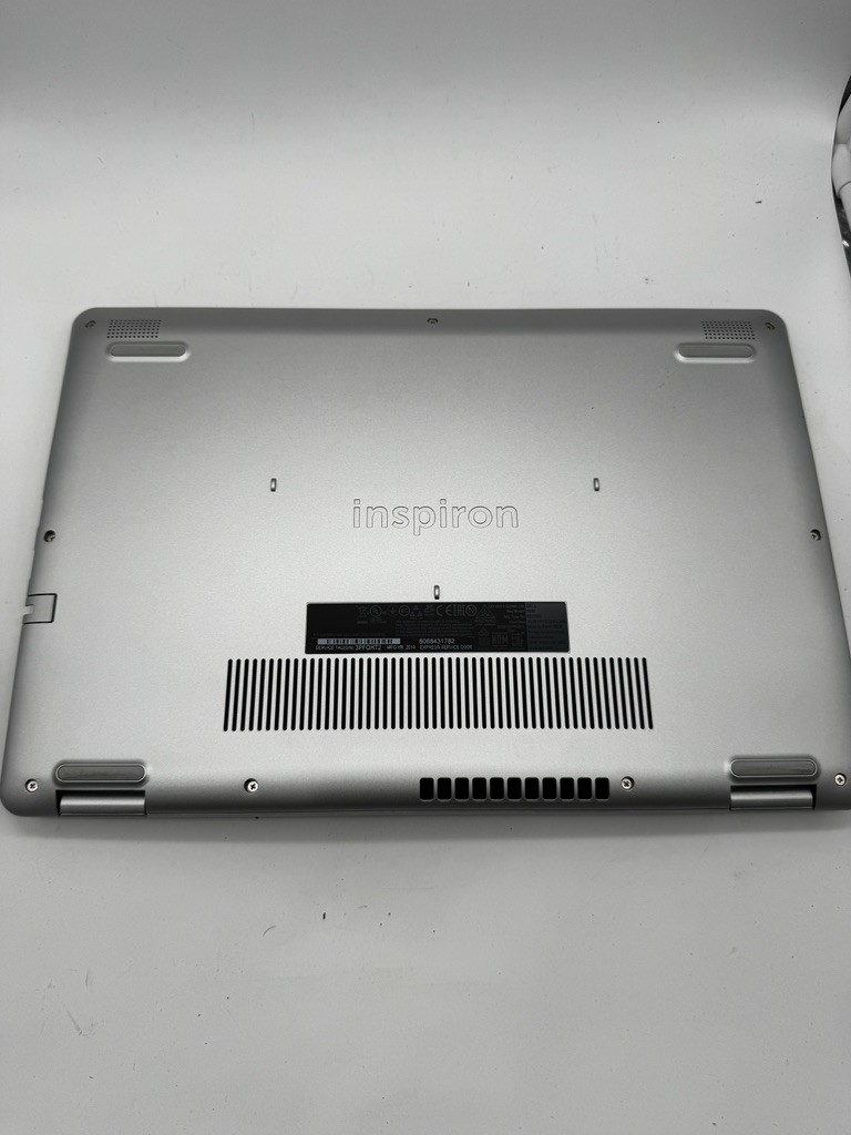 Dell Inspiron 15 5000 15.6″ i5 8th Gen 8GB 256GB SSD Win11 FHD Silver BATT DEAD