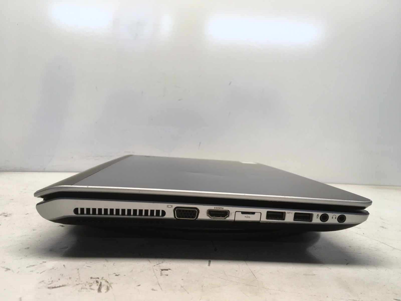 HP Pavilion DV6T-7000 Intel i3-2350M 2.3GHz 6 GB NO HDD