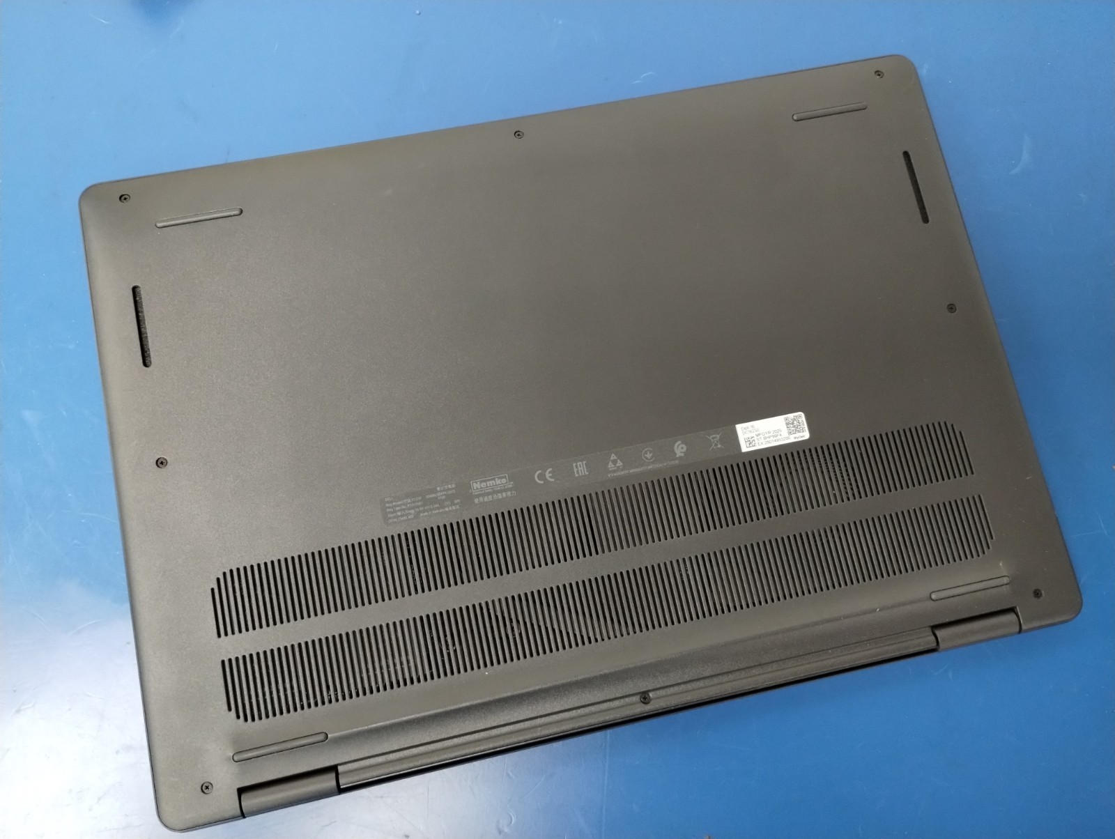 DELL 16 DC16250 MRYT3, Intel Core 7-150U, 1.80 GHz, 16 GB RAM, 1 TB NVMe