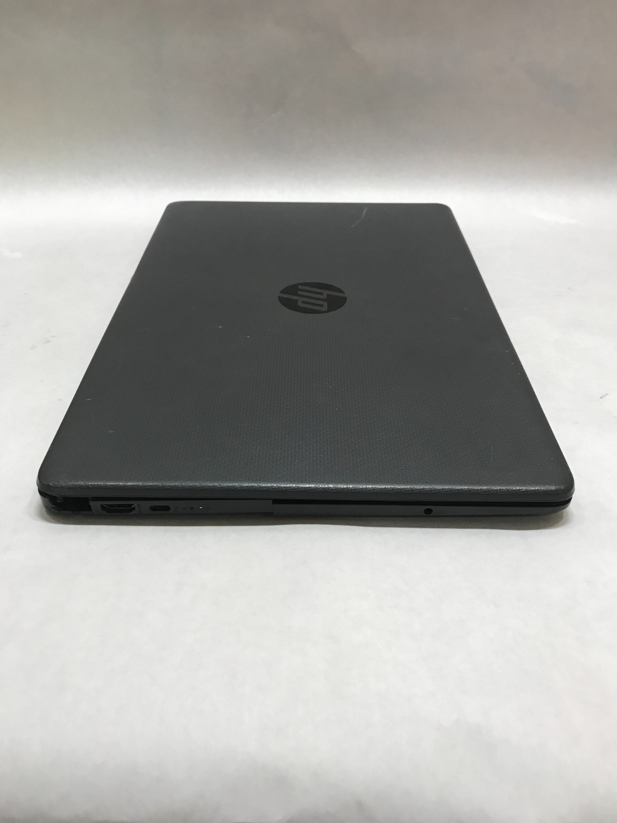 HP 255 G8 15″ Laptop Ryzen 5 NO RAM NO SSD/OS For Parts WILL NOT BOOT – READ -DW
