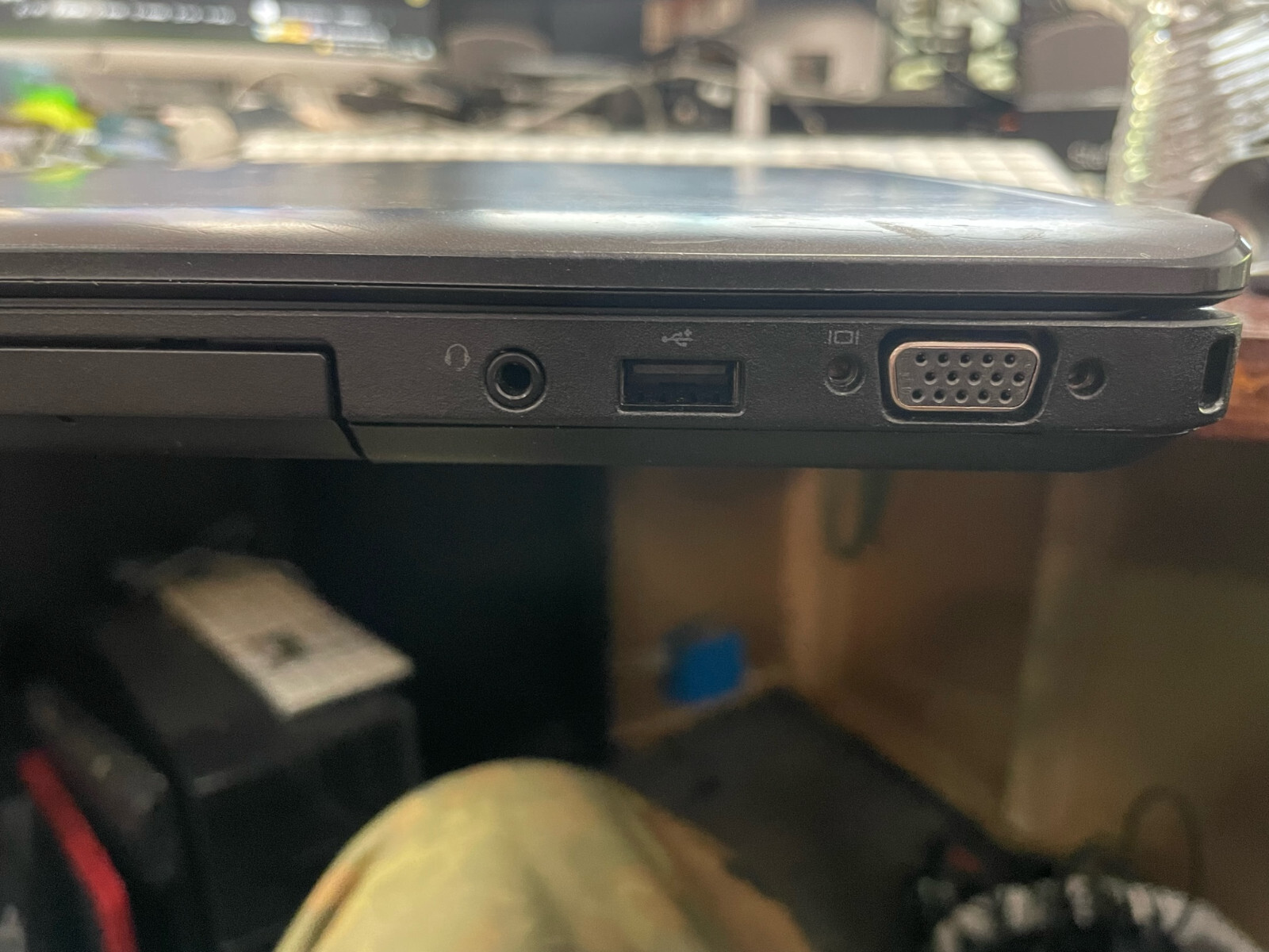 Dell Latitude E5540 / Intel Core i5-4310U 2.00GHz / 8GB RAM / No HDD