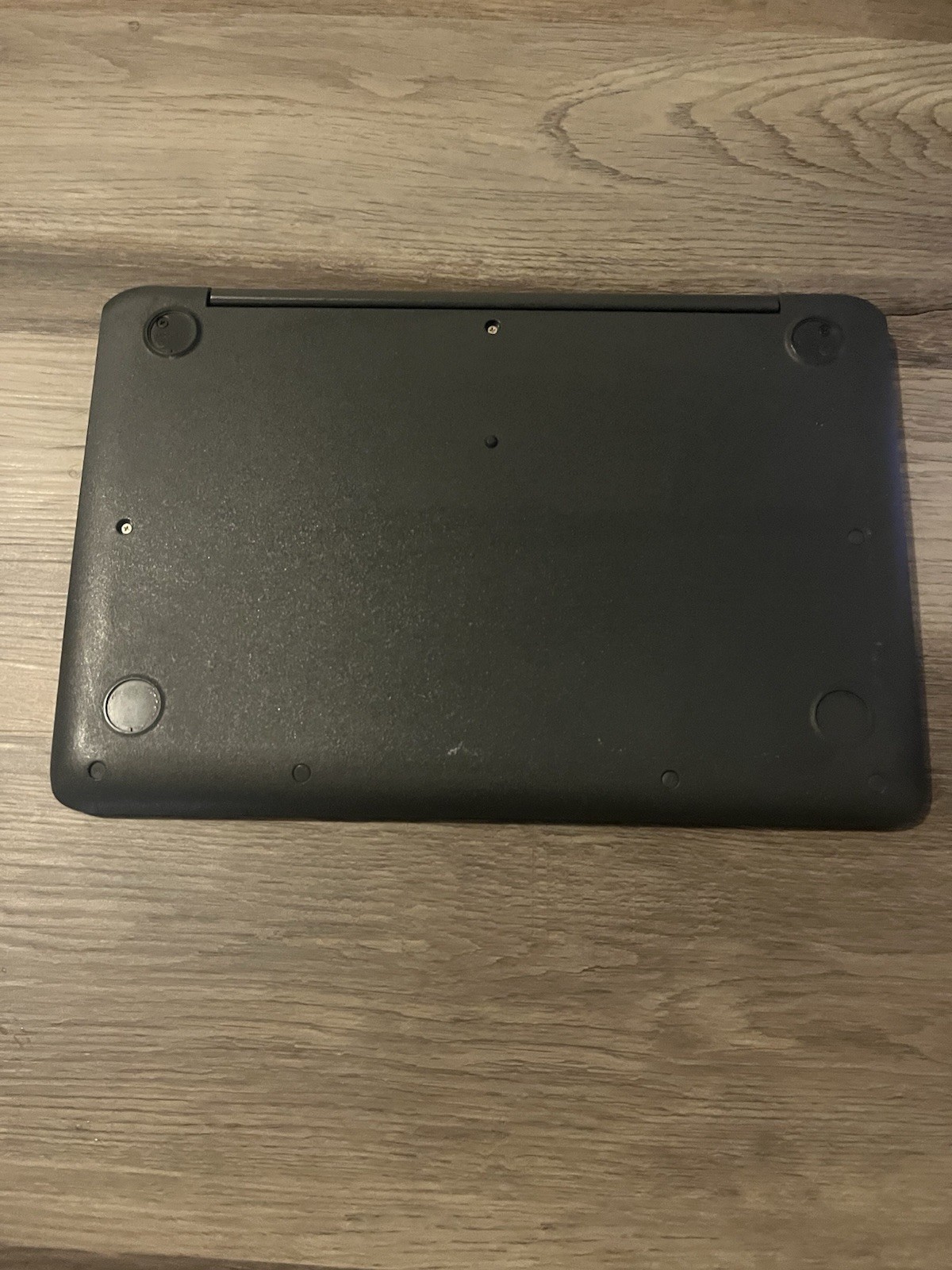 HP Chromebook 14 G5 14 inch | 32GB | AMD A6 | 1.8GHz| 4GB RAM No Power Adapter