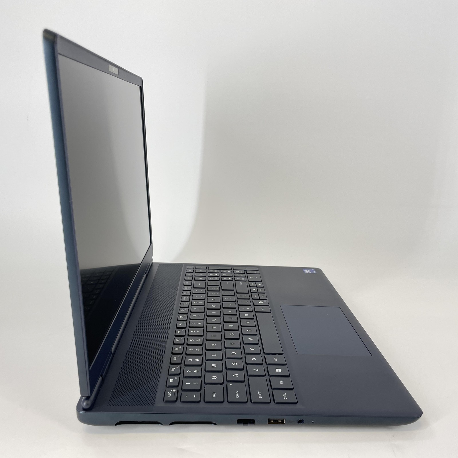 Dell Alienware 16X Aurora 240Hz QHD+ 2.7 GHz Ultra 9 275HX 32GB 1TB SSD RTX 5060