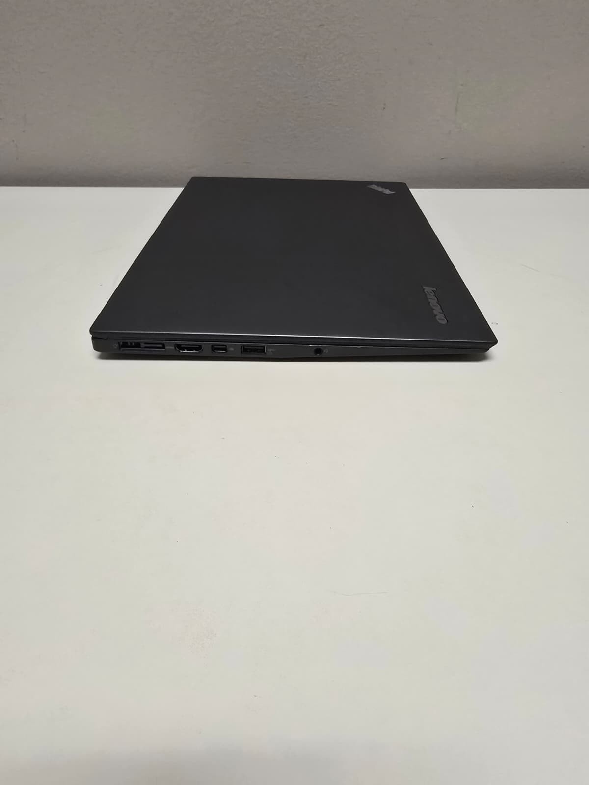 Lenovo X1 Carbon 2nd Gen Touchscreen | i5-4200U 8GB RAM 256GB SSD | WQHD Backlit