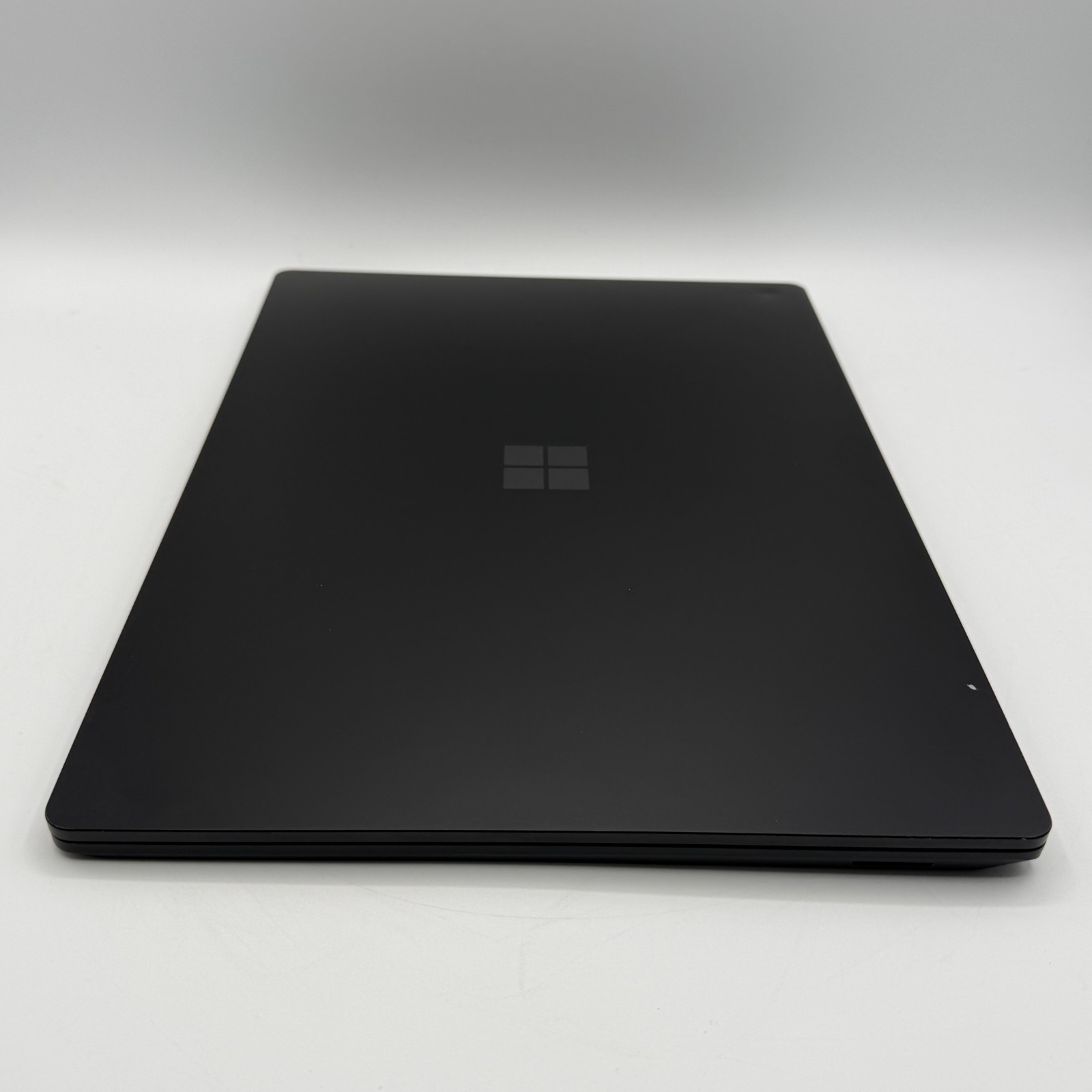 Microsoft Surface Laptop 3 15″ i7-1065G7 32GB RAM 1TB SSD Winвdows 11 Pro Black