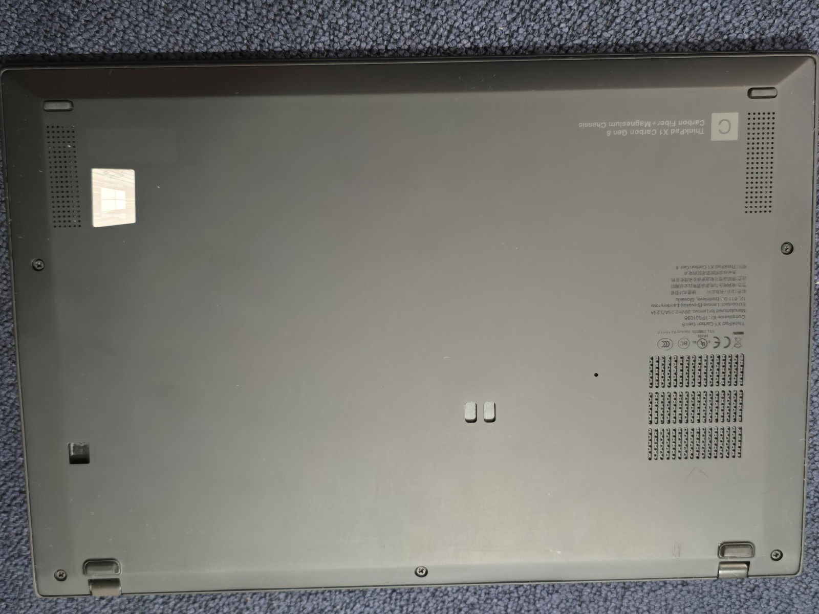 Lenovo ThinkPad X1 Carbon Gen 8 Touch i7-10610U 16GB 512GB Win 11 Pro